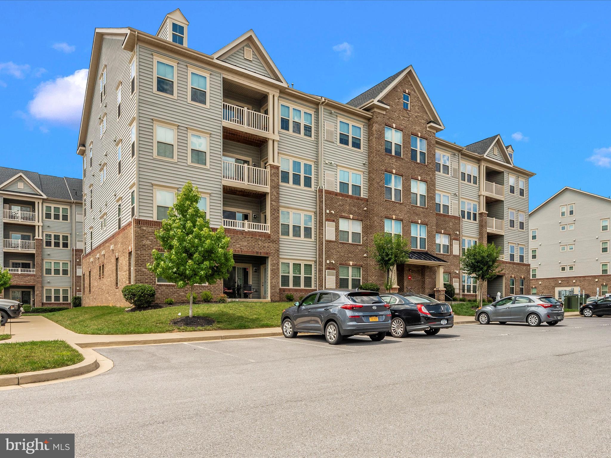 6511 WALCOTT LANE Unit: 203