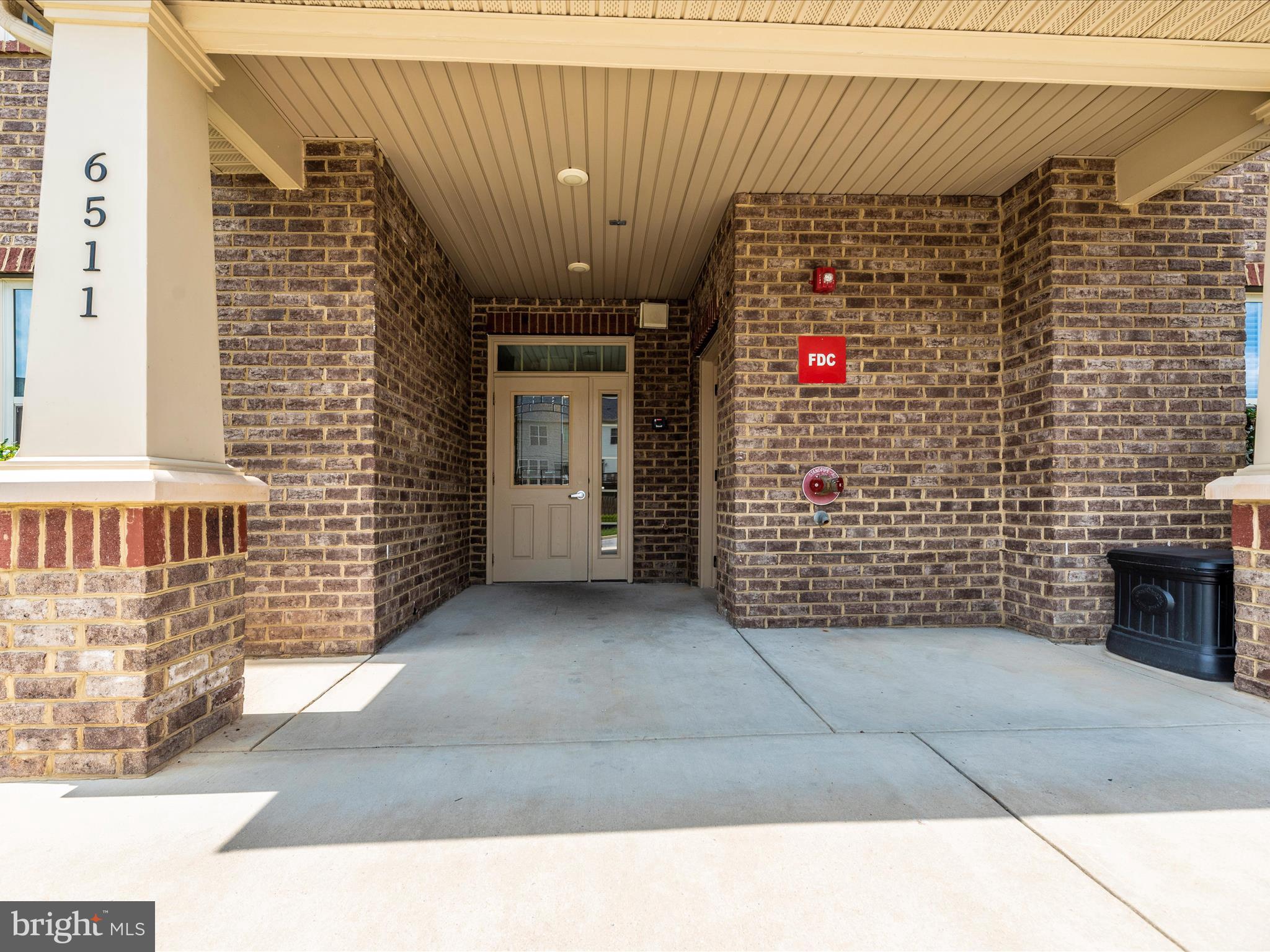 6511 WALCOTT LANE Unit: 203