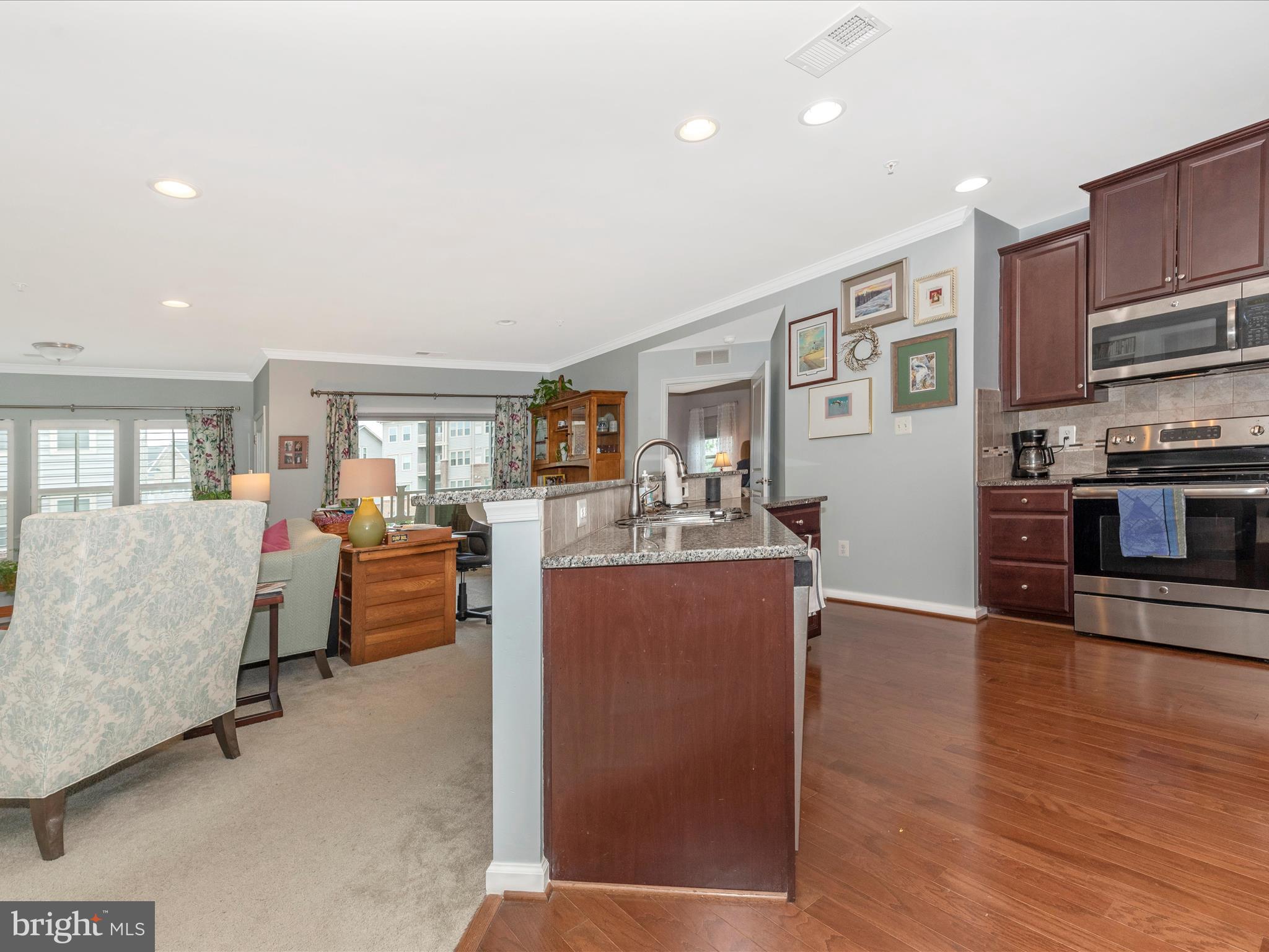 6511 WALCOTT LANE Unit: 203