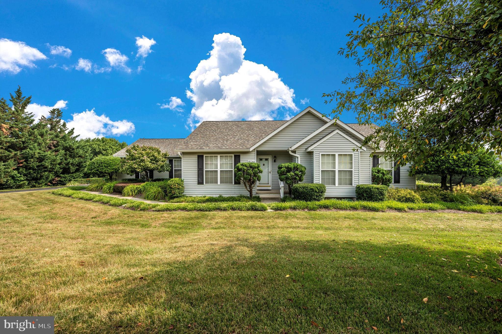 10244 ROYAL SAINT ANDREWS PLACE