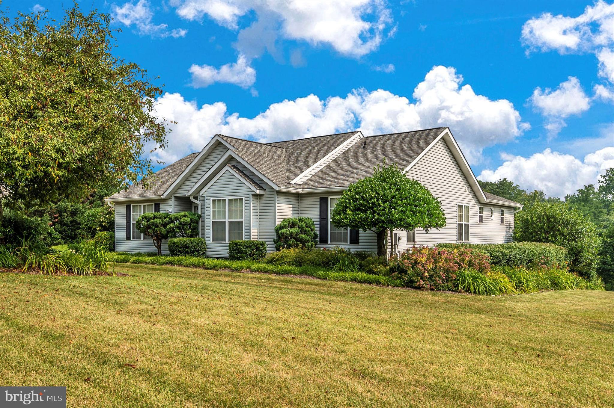 10244 ROYAL SAINT ANDREWS PLACE