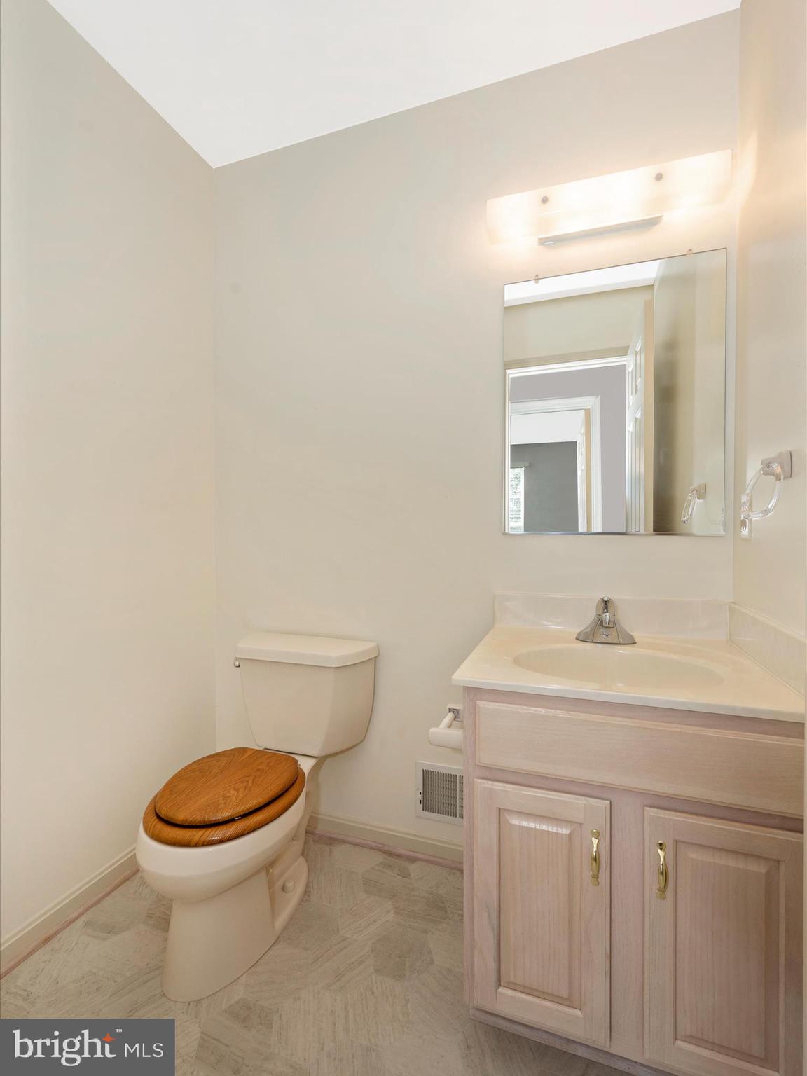 10244 ROYAL SAINT ANDREWS PLACE