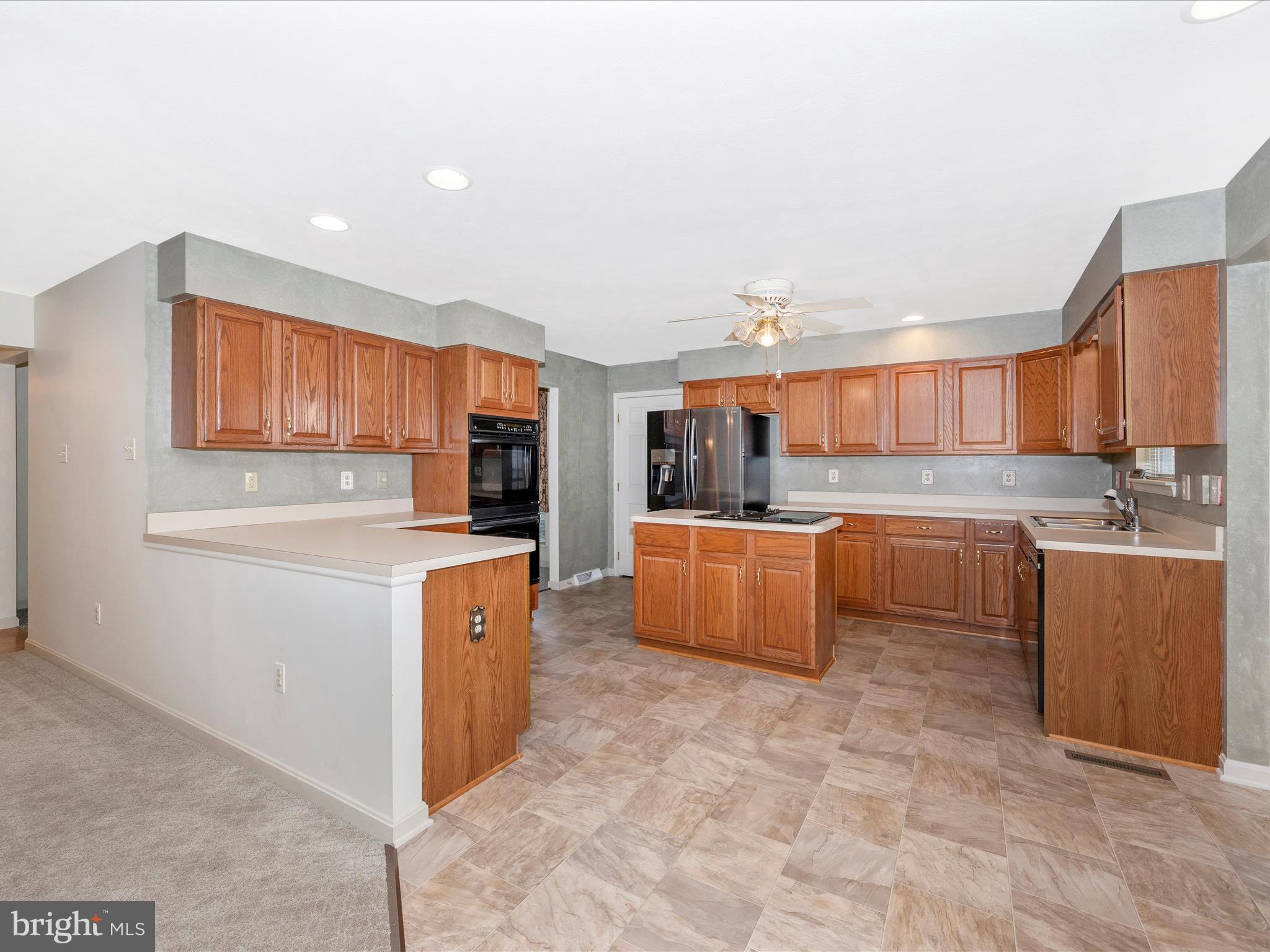 10244 ROYAL SAINT ANDREWS PLACE
