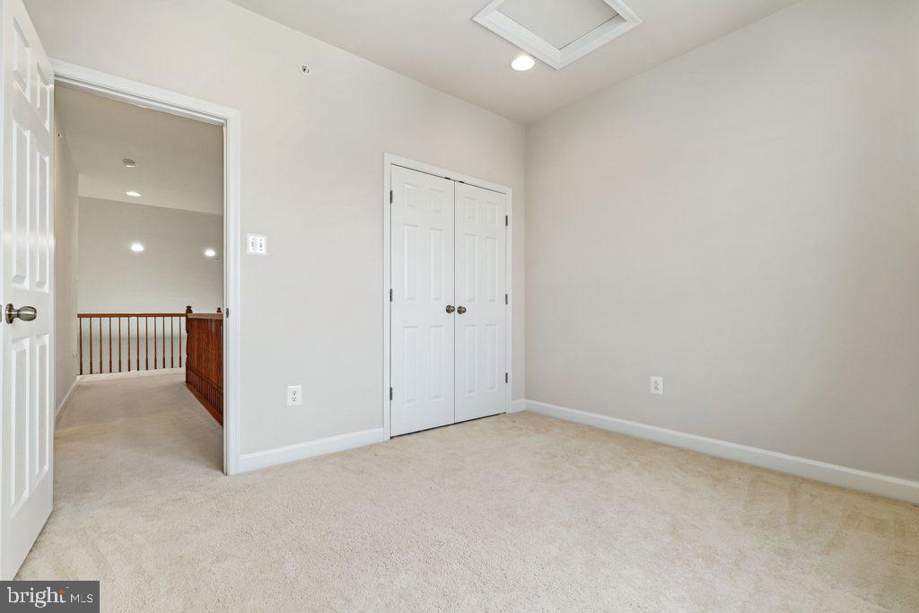 4485 Stovepipe Ln