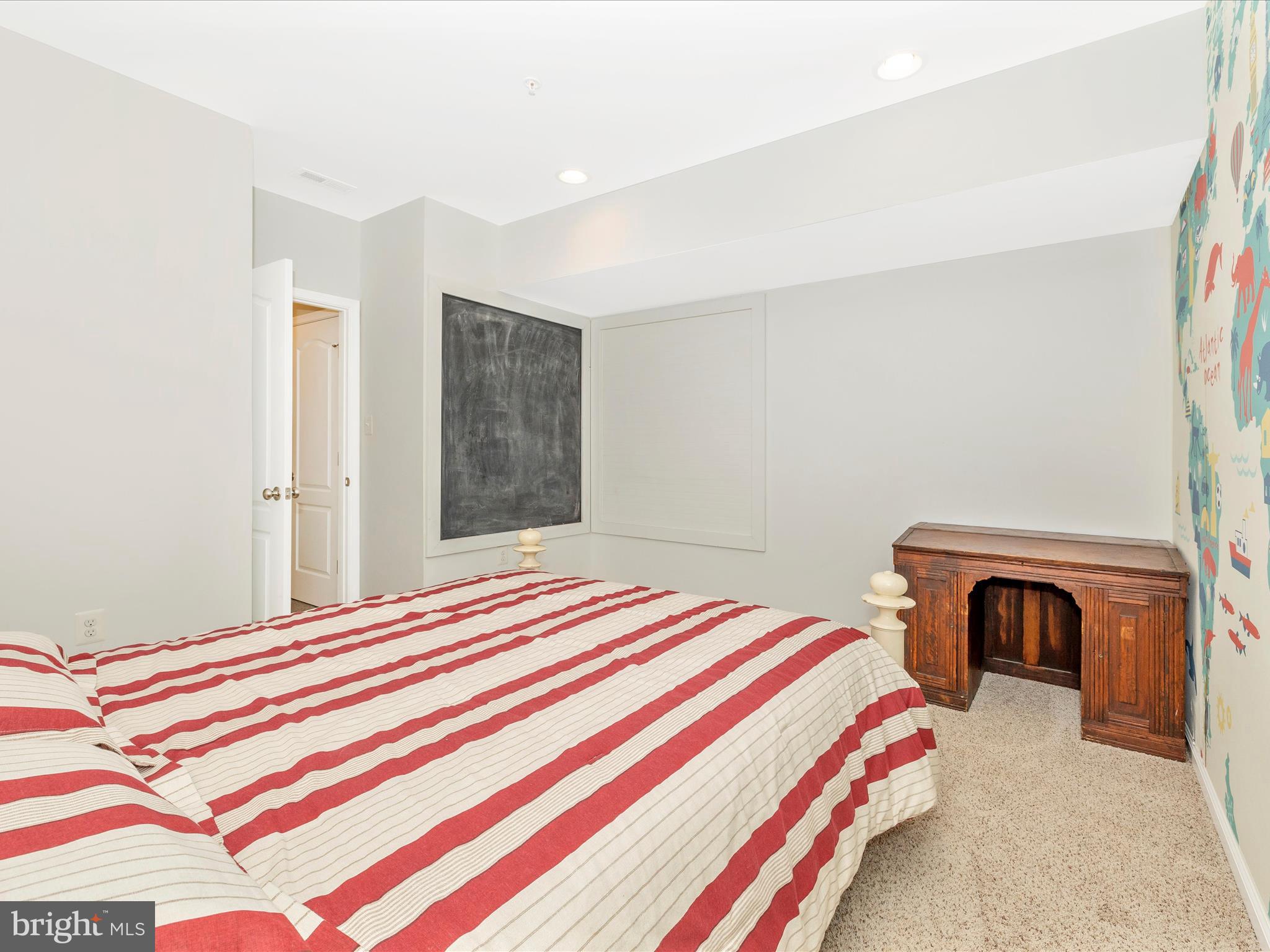 1001 BRIARFIELD COURT