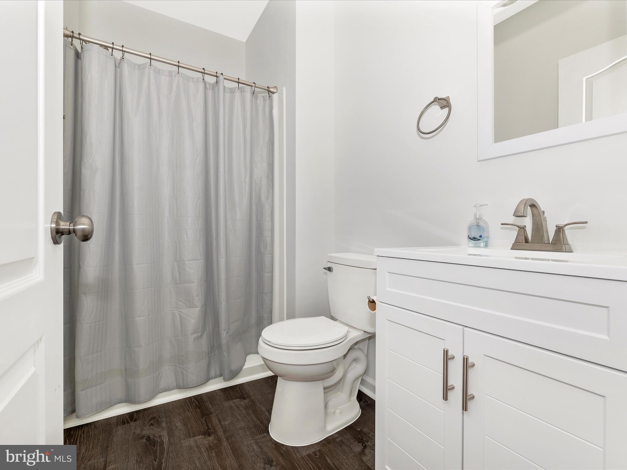 1001 BRIARFIELD COURT