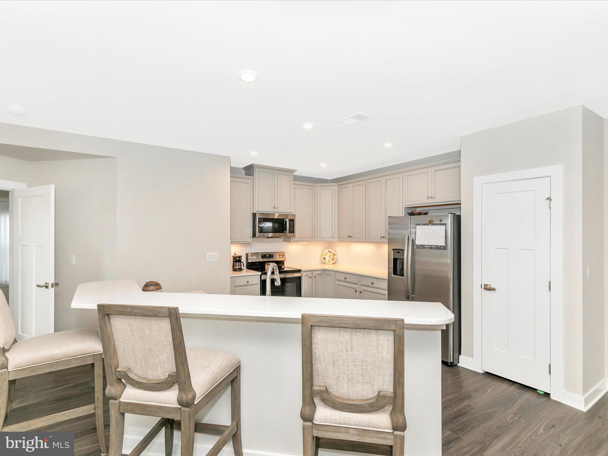 9249 ANGELICA LANE Unit: 101