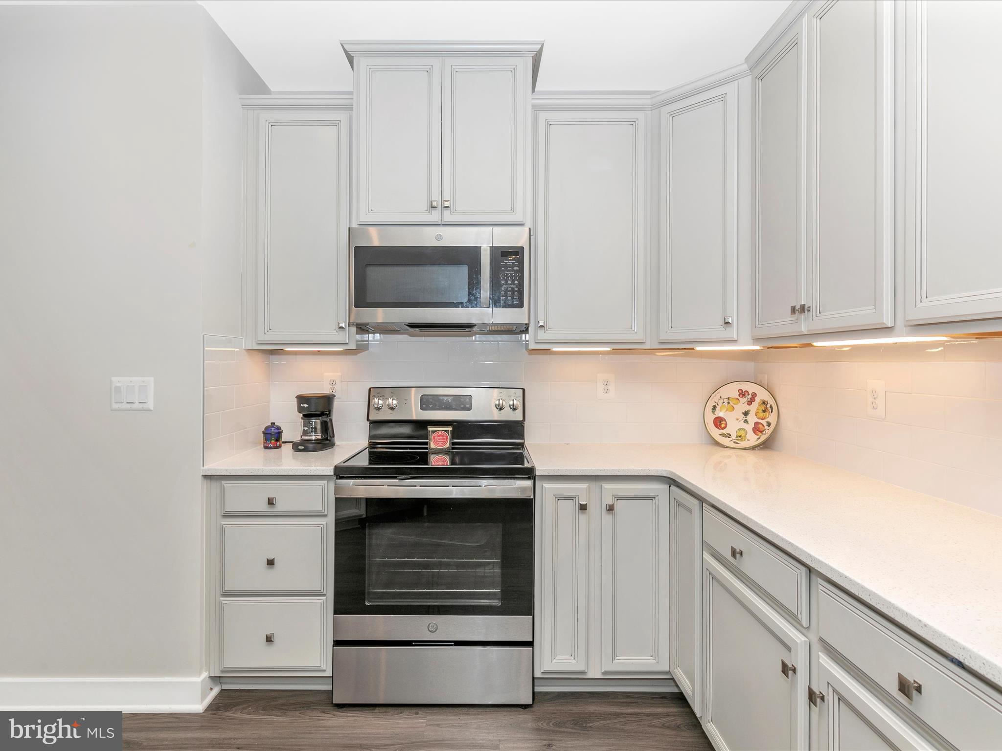 9249 ANGELICA LANE Unit: 101