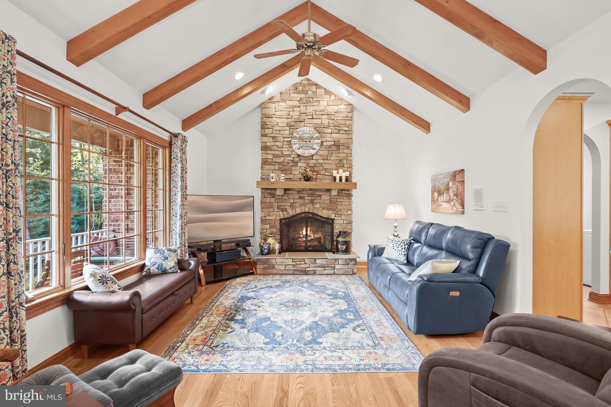 5245 Shookstown ROAD