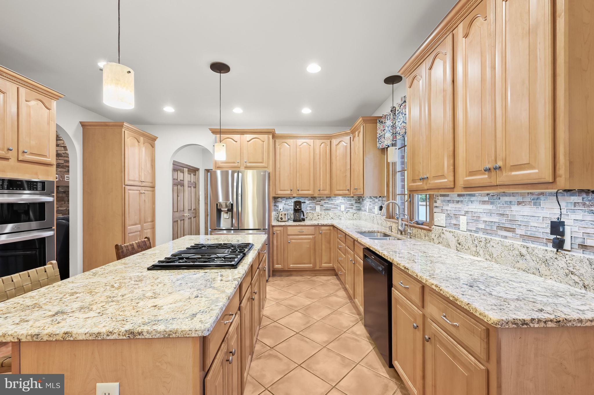 5245 Shookstown ROAD