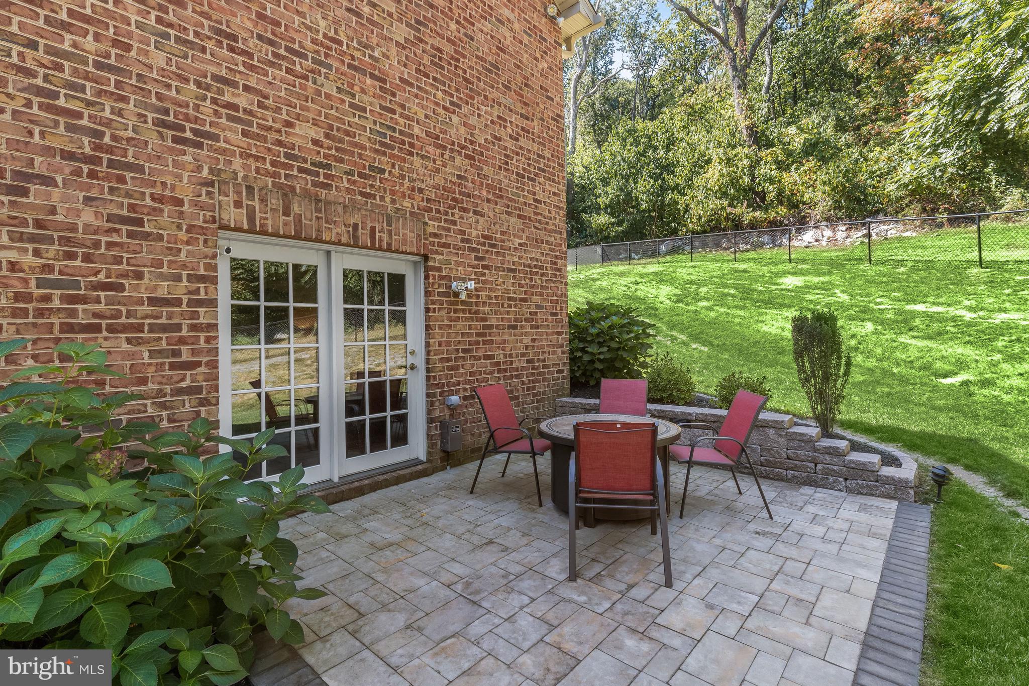 5245 Shookstown ROAD