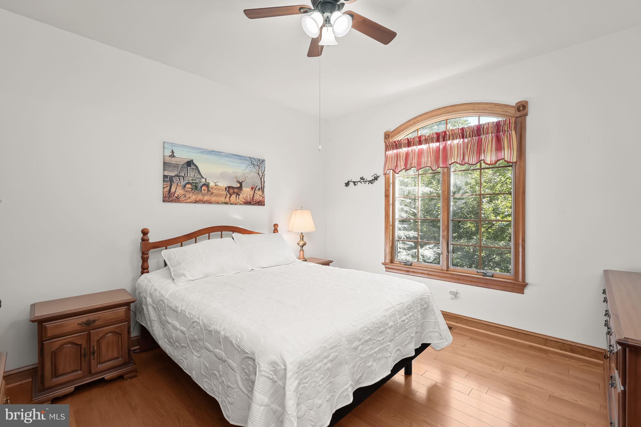 5245 Shookstown ROAD