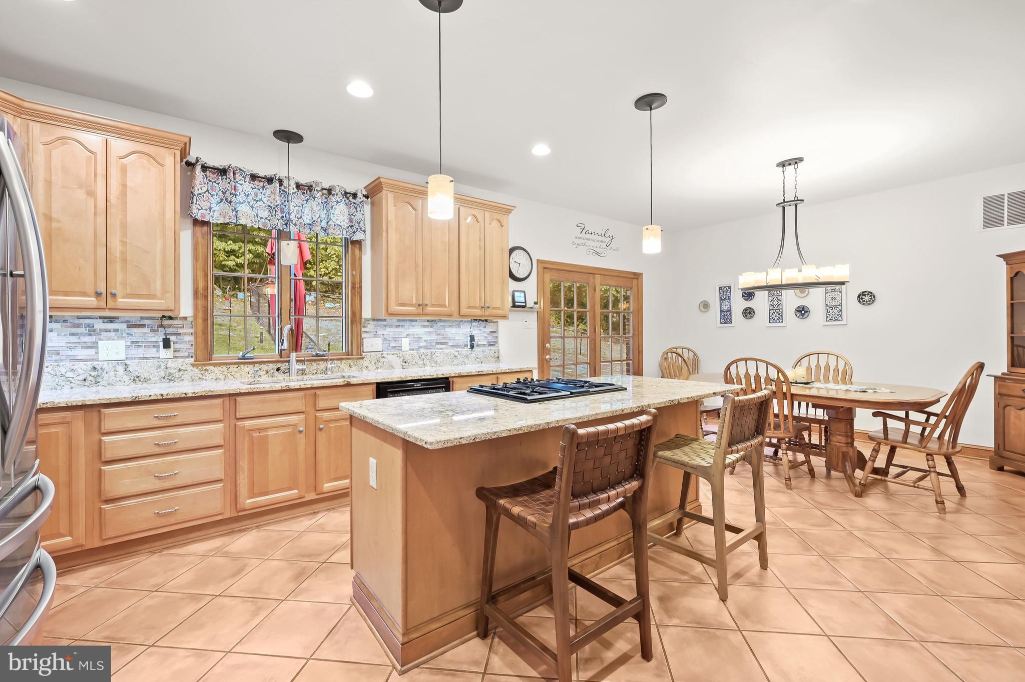 5245 Shookstown ROAD