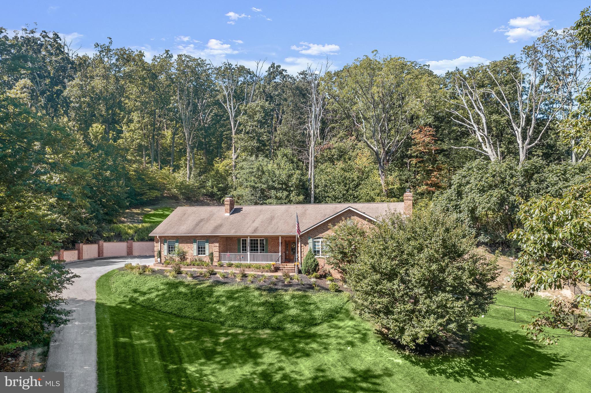 5245 Shookstown ROAD