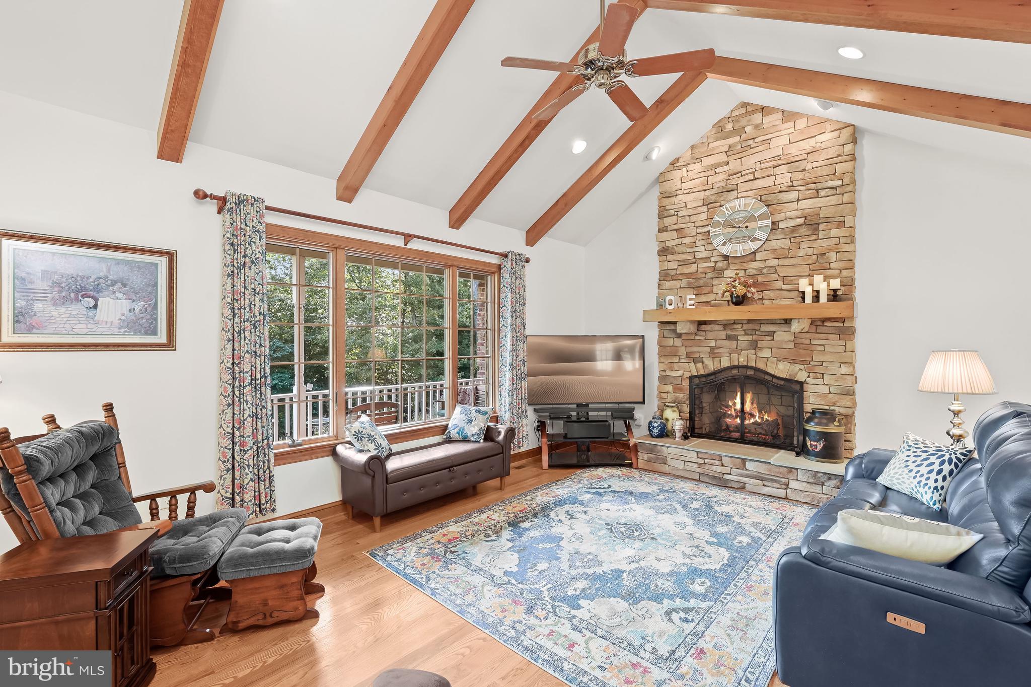 5245 Shookstown ROAD