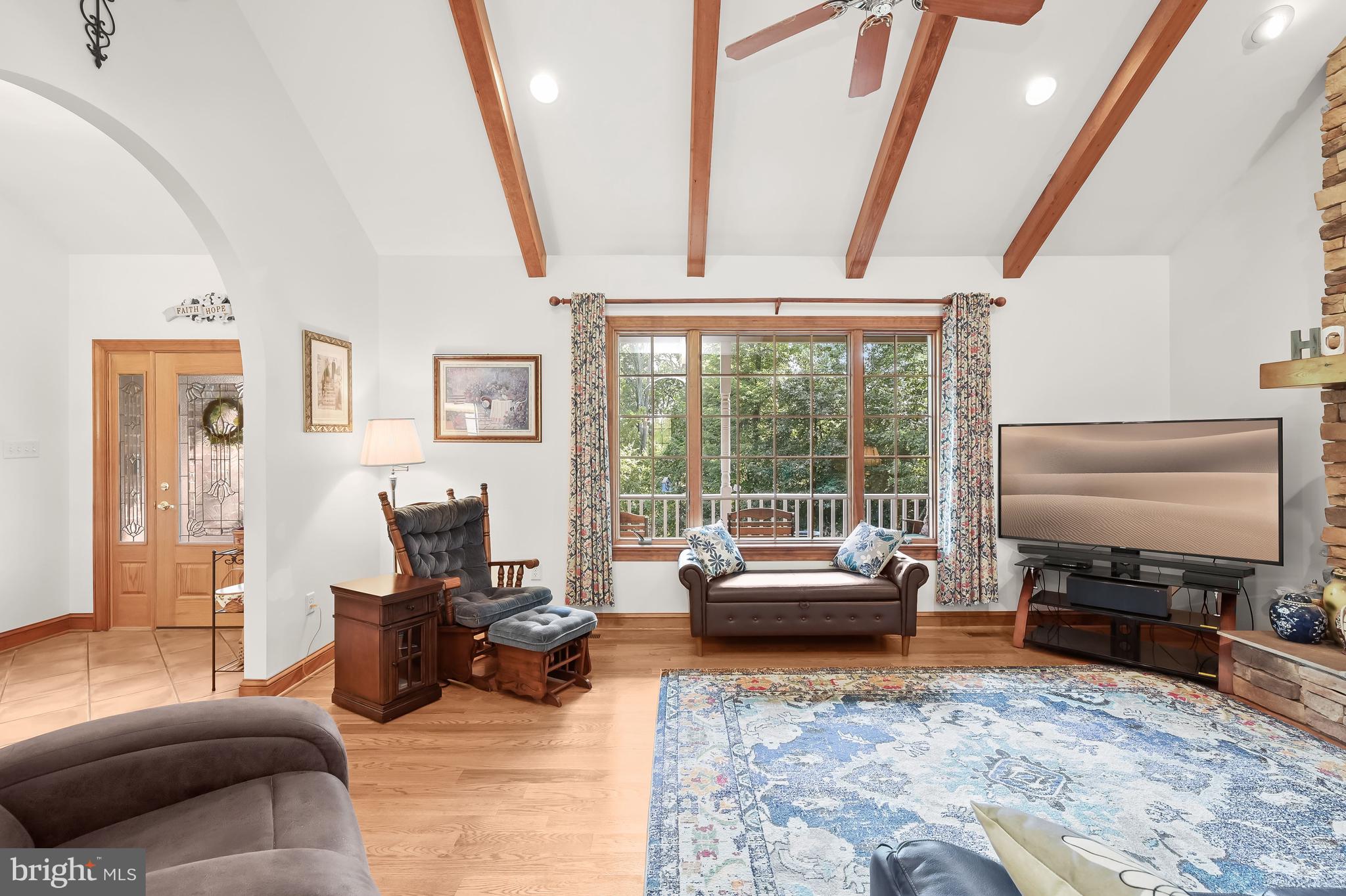 5245 Shookstown ROAD