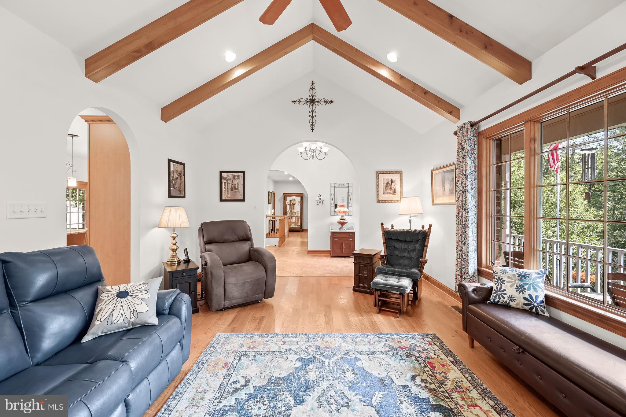 5245 Shookstown ROAD