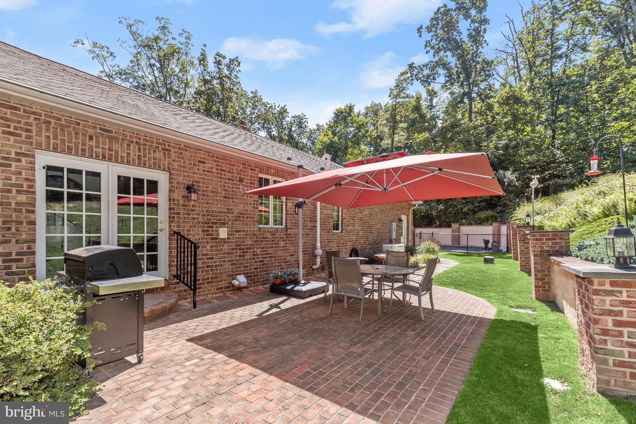 5245 Shookstown ROAD