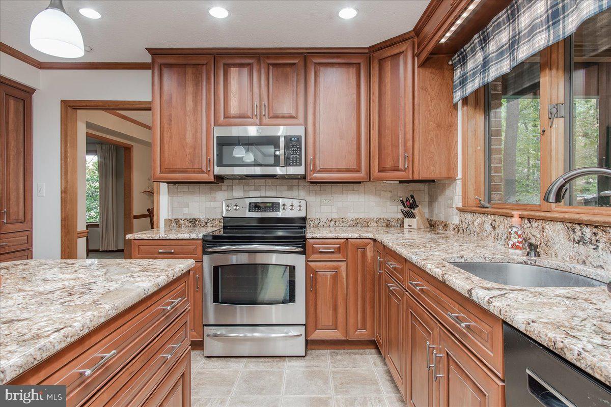 5507 Corral LANE
