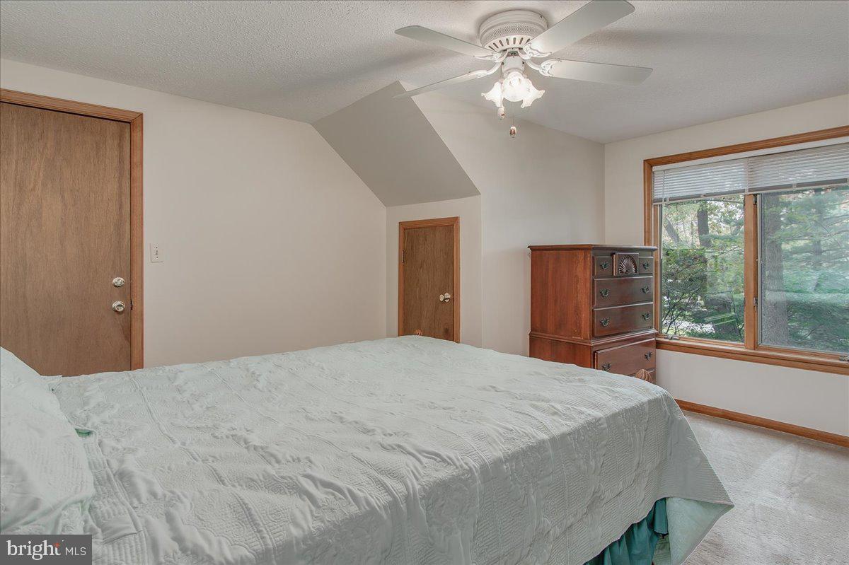 5507 Corral LANE