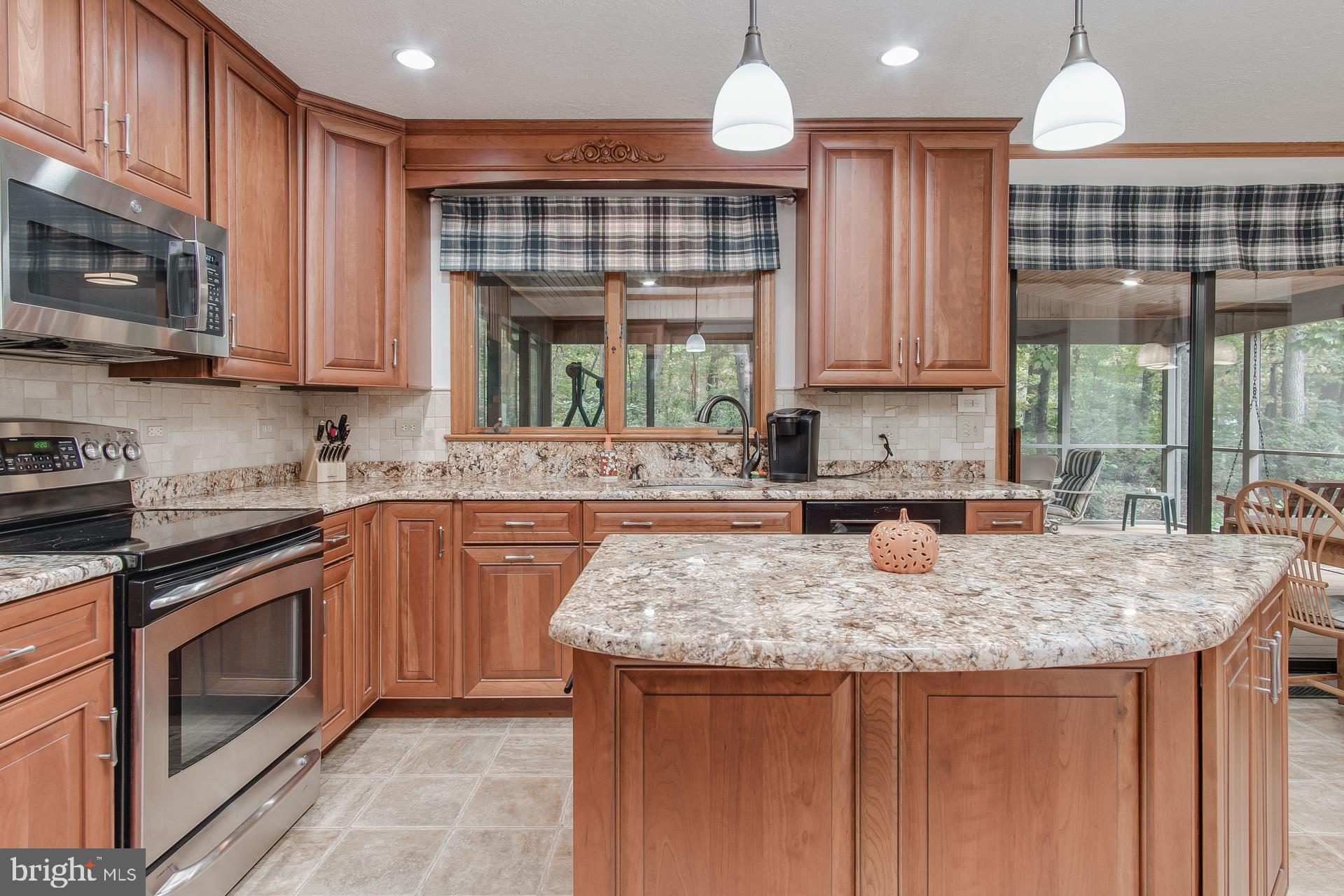 5507 Corral LANE