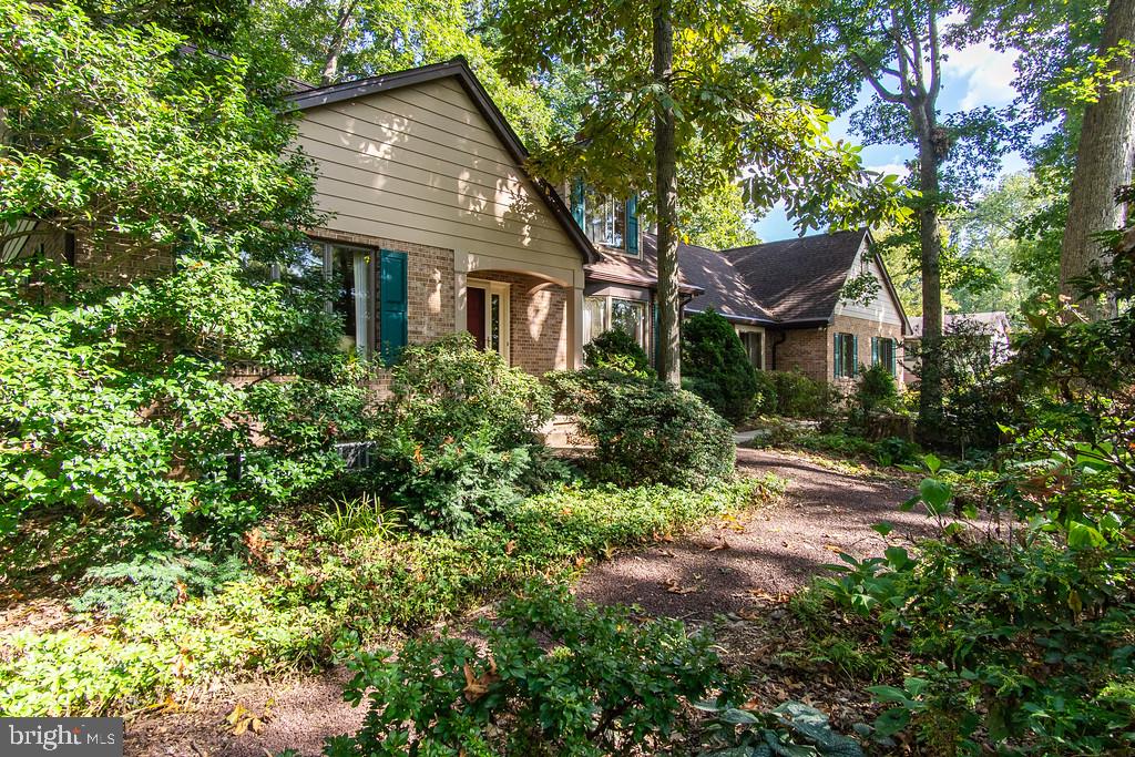5507 Corral LANE