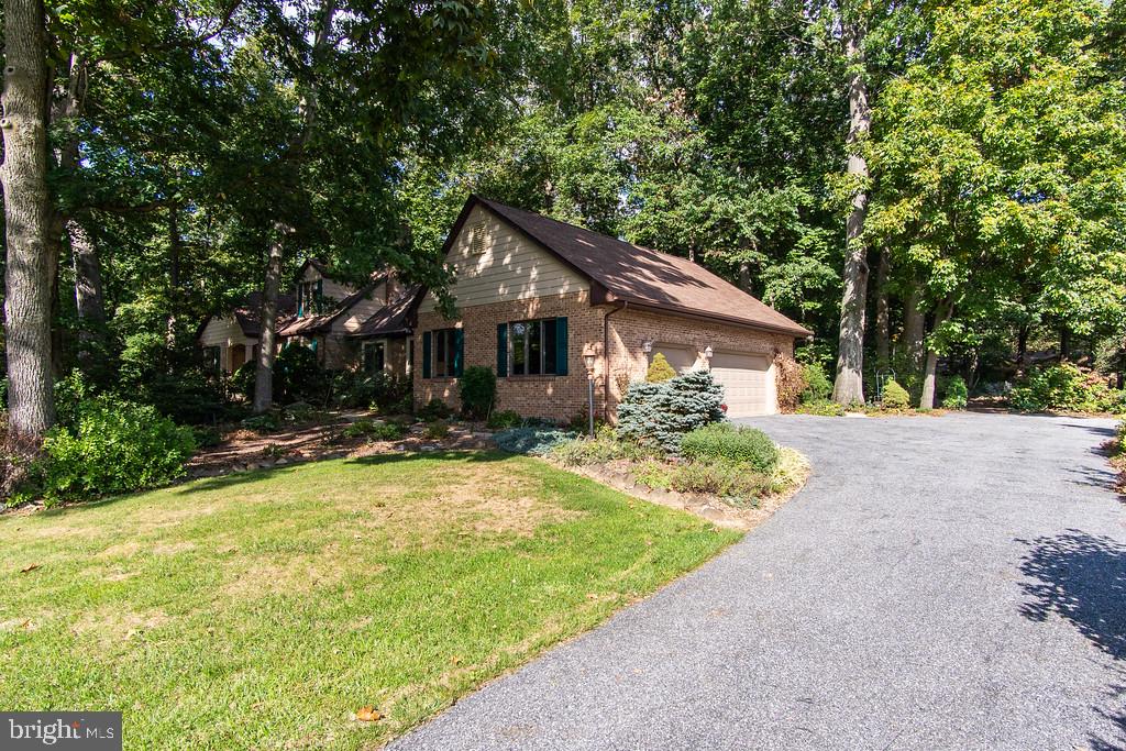 5507 Corral LANE