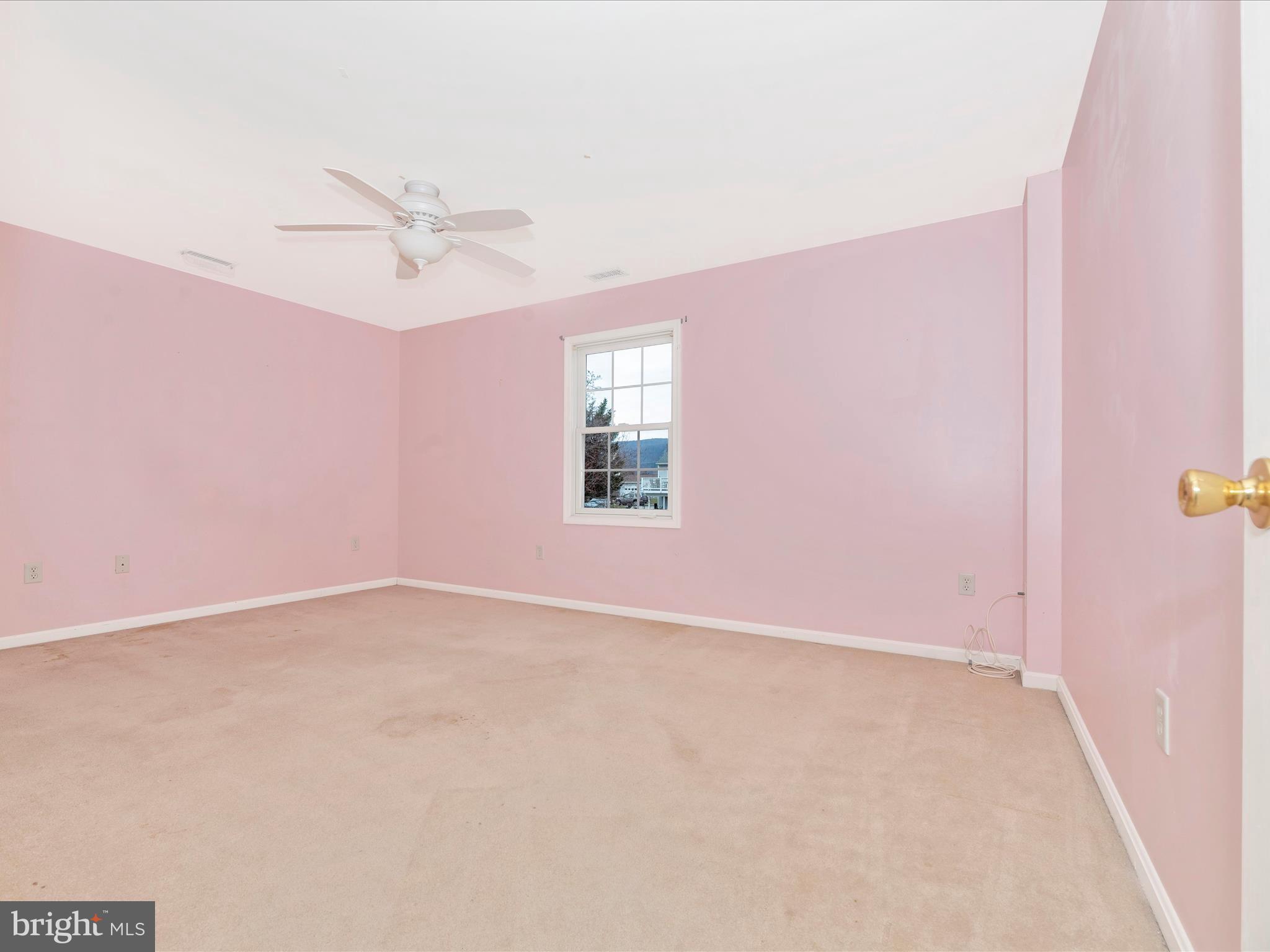 112 Victor DRIVE