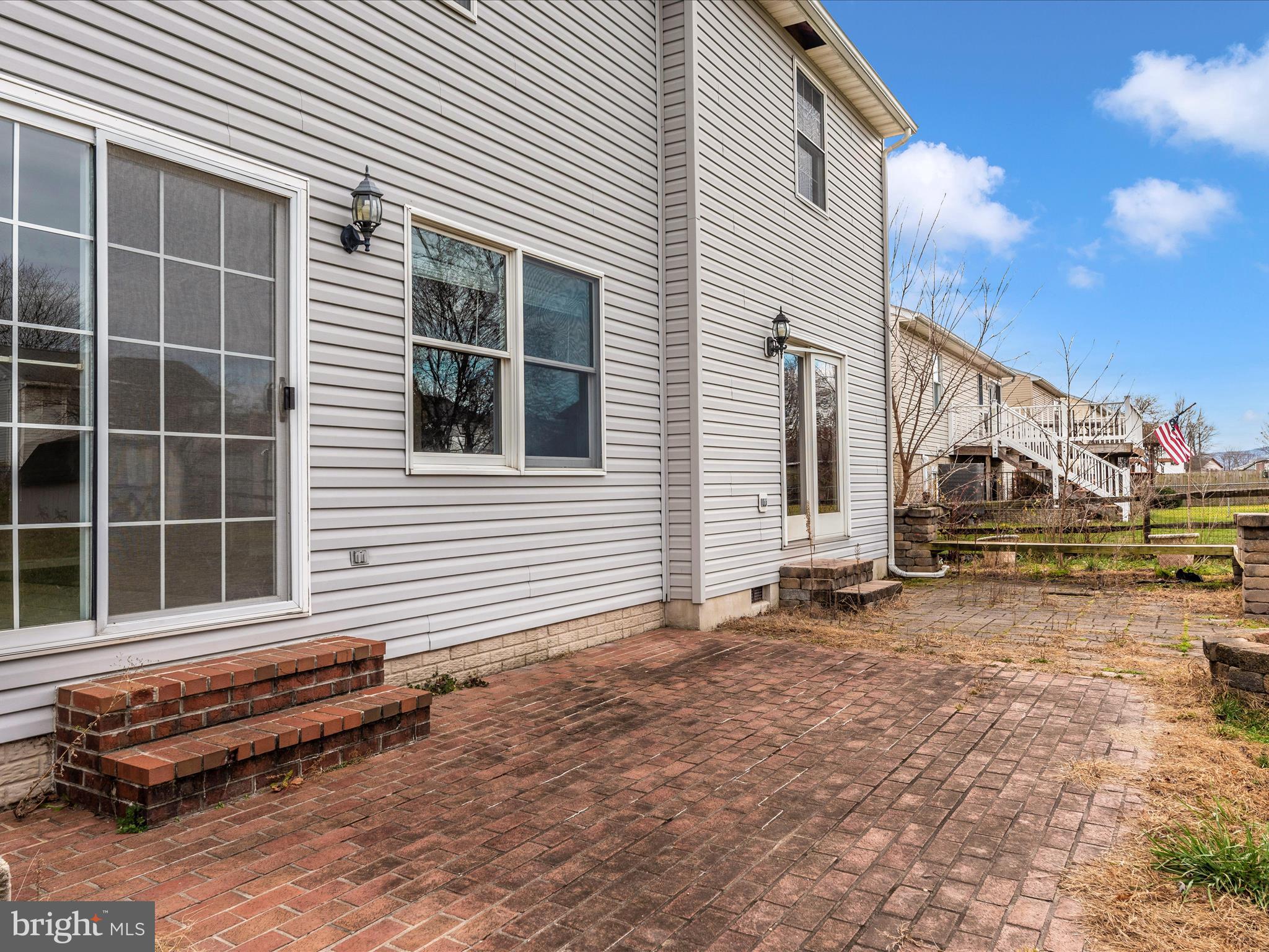112 Victor DRIVE