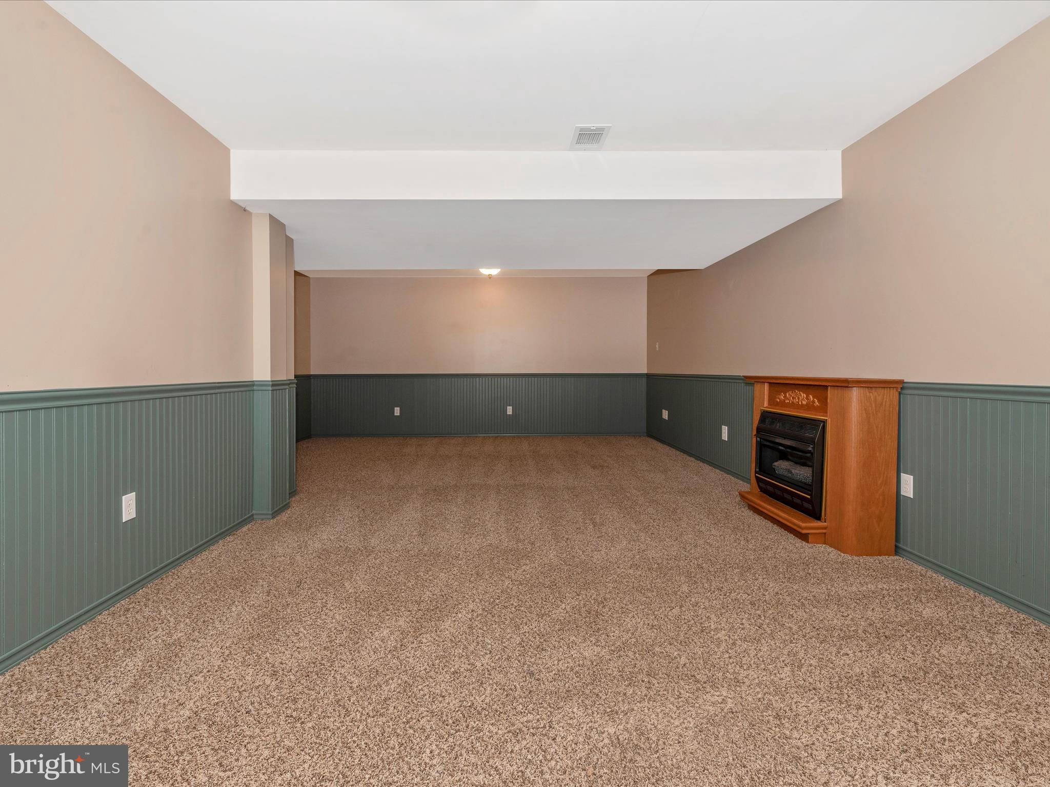 112 Victor DRIVE