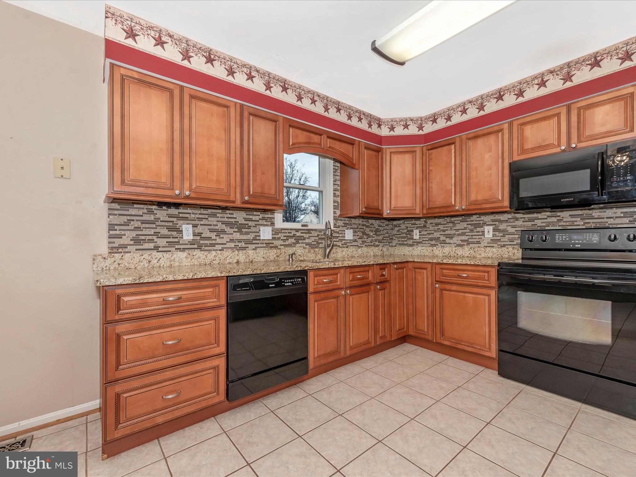 112 Victor DRIVE