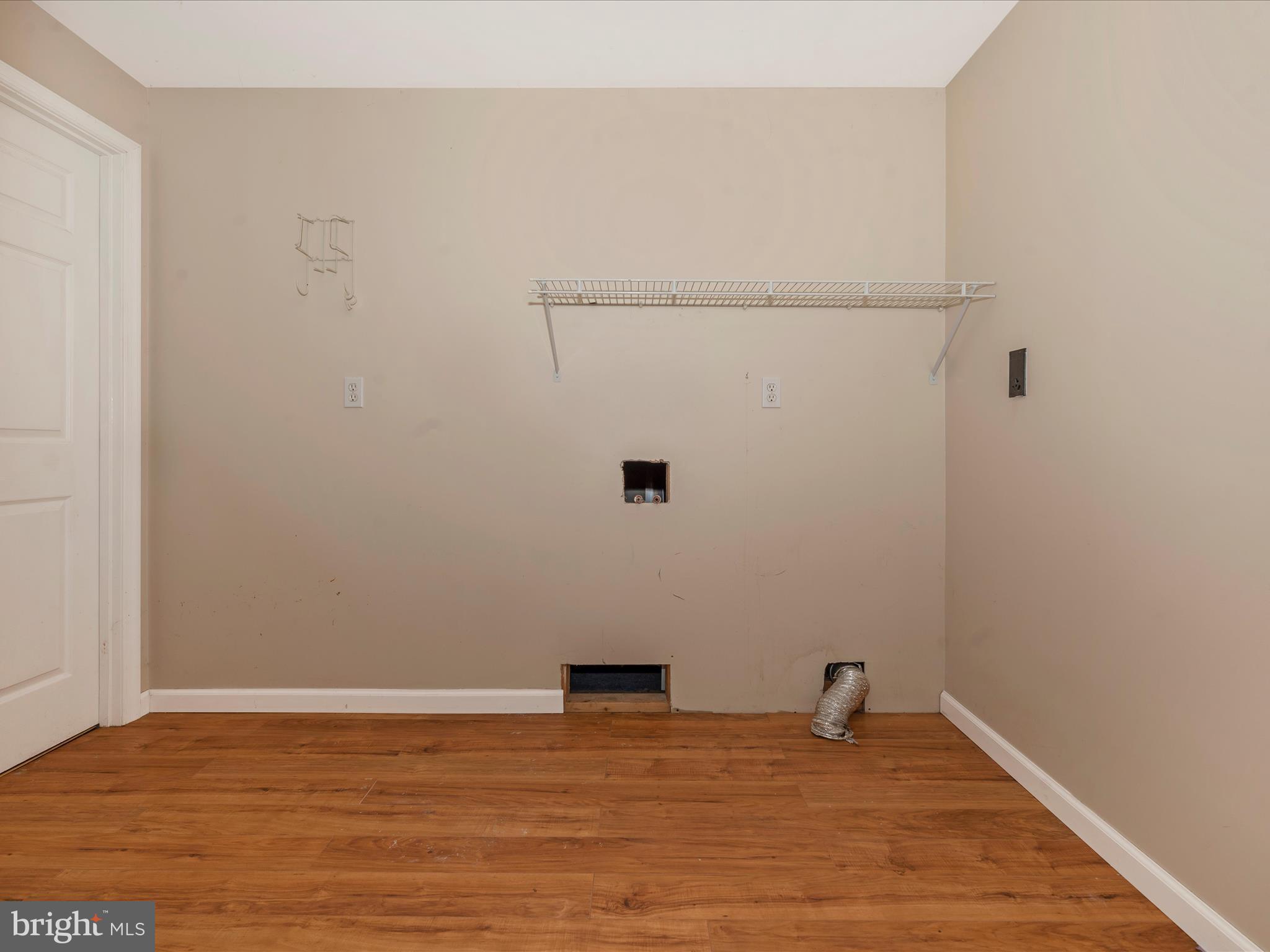 112 Victor DRIVE