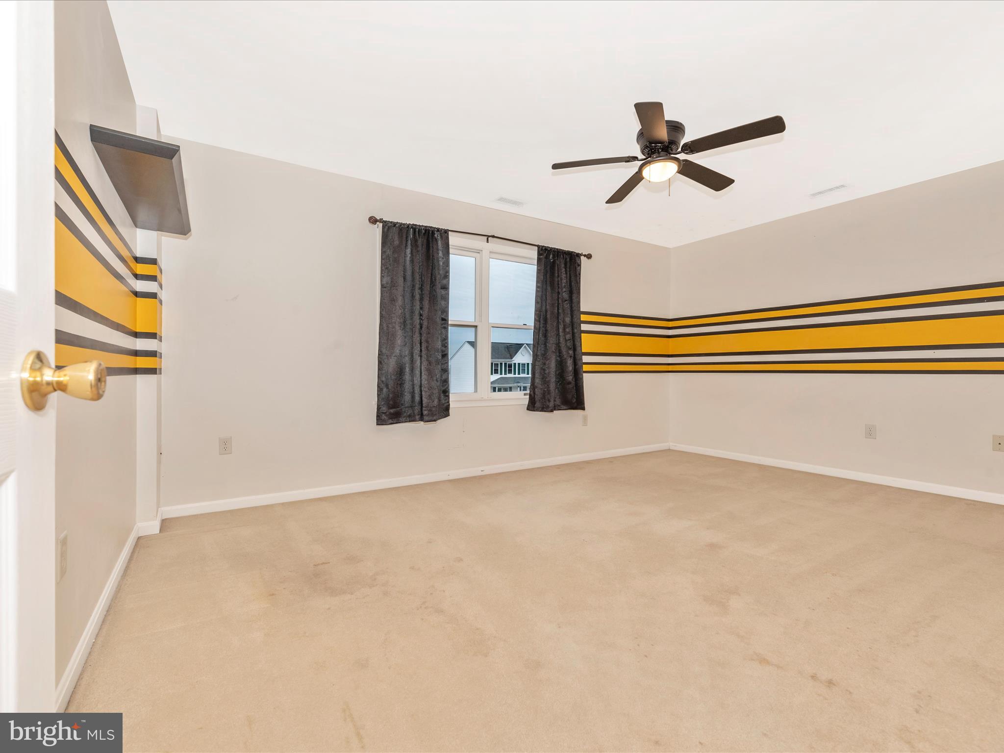 112 Victor DRIVE