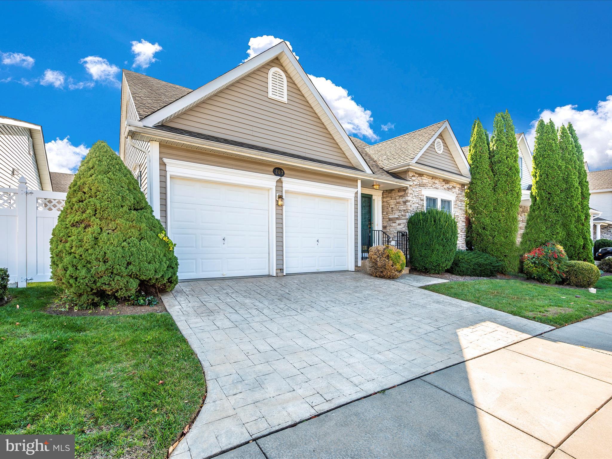 207 Smithfield DRIVE