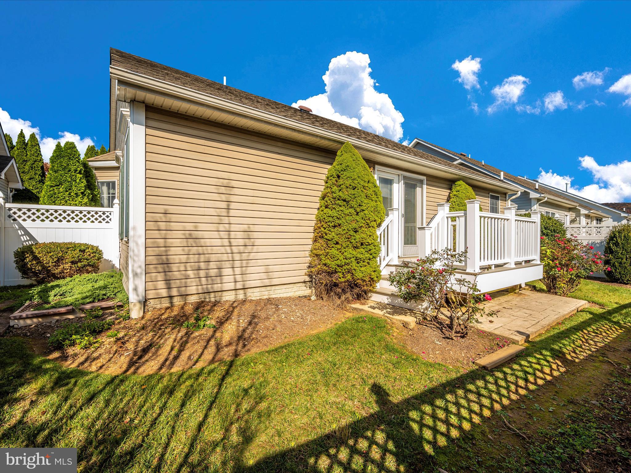 207 Smithfield DRIVE