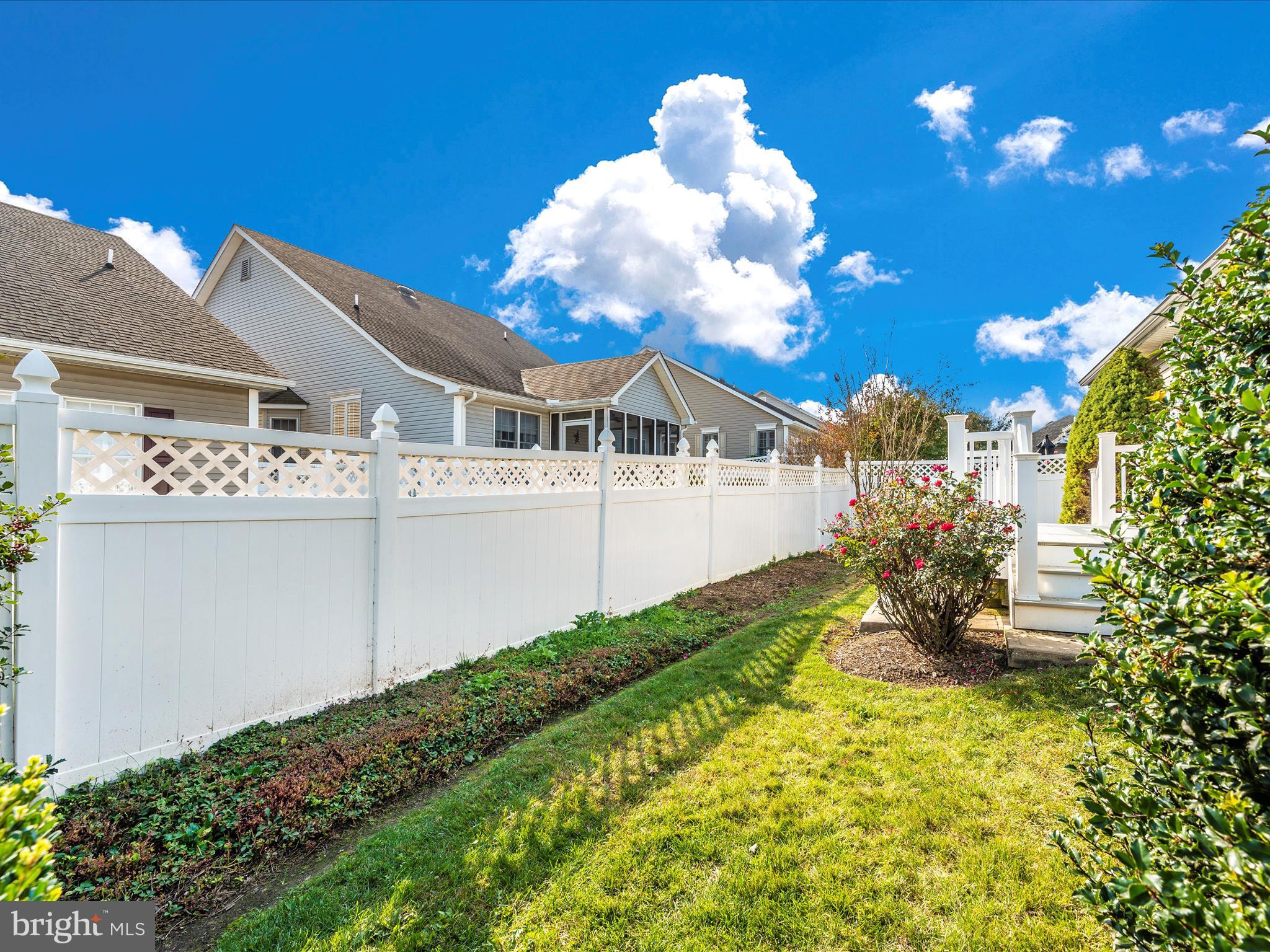 207 Smithfield DRIVE