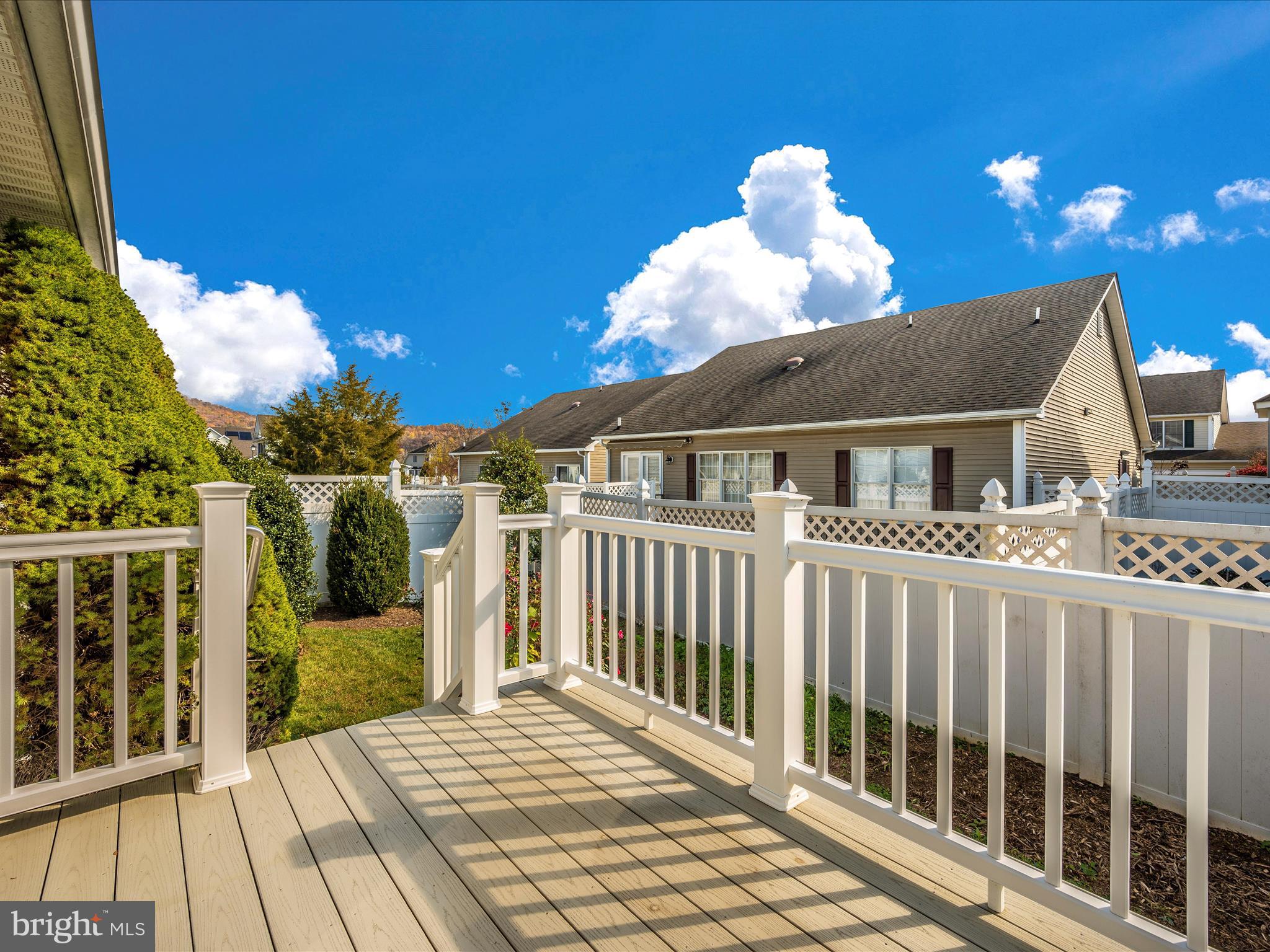 207 Smithfield DRIVE