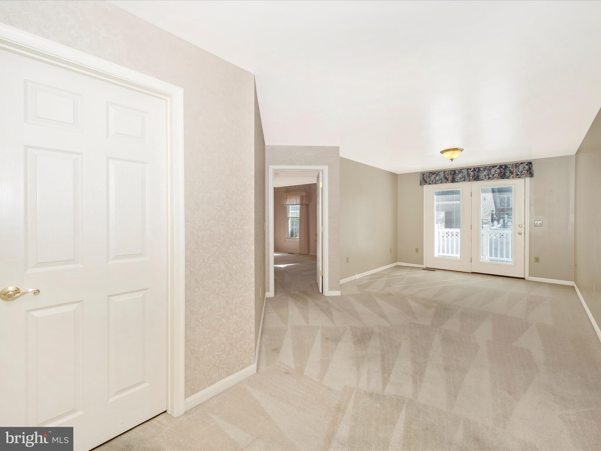 207 Smithfield DRIVE
