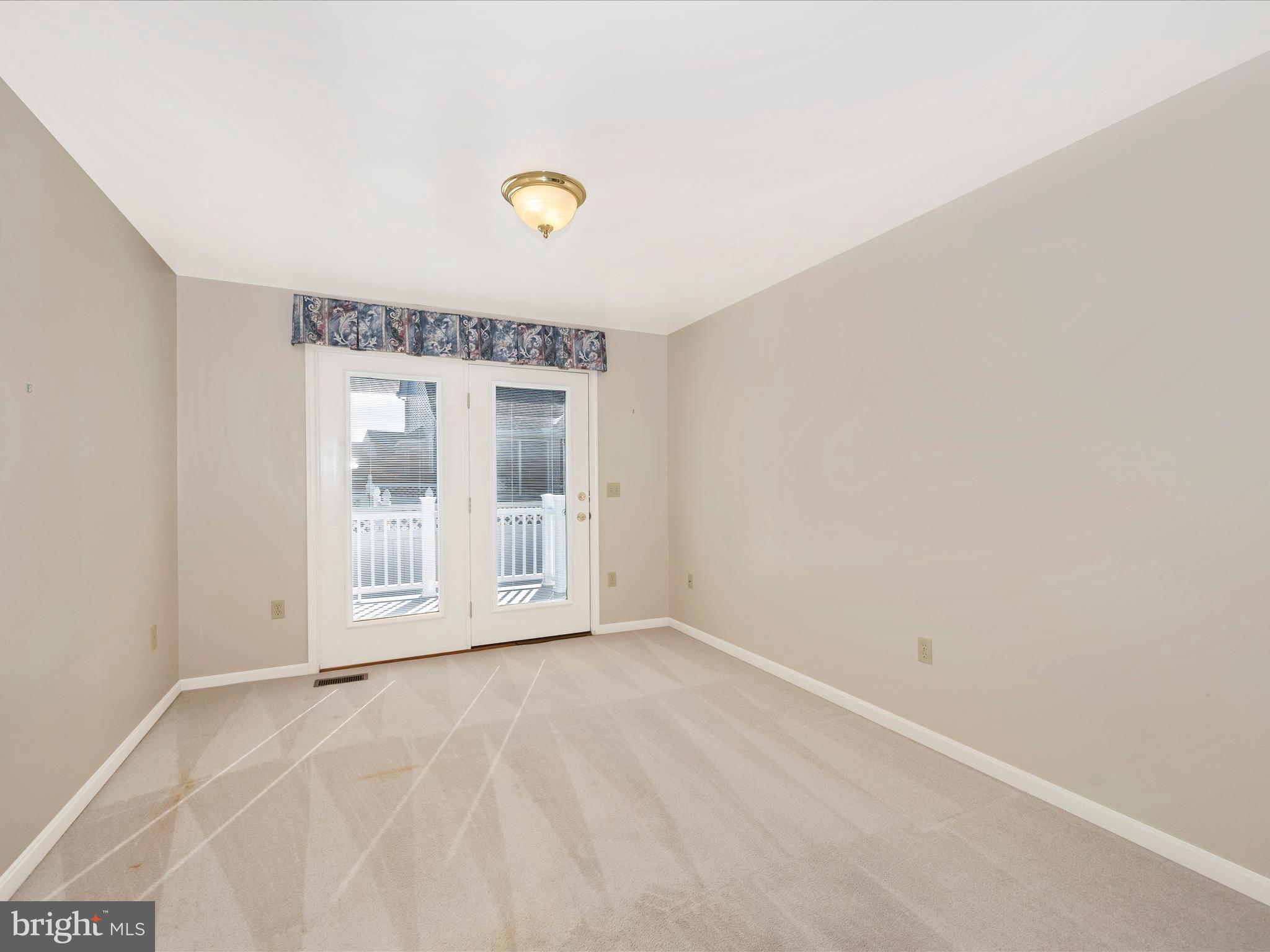 207 Smithfield DRIVE