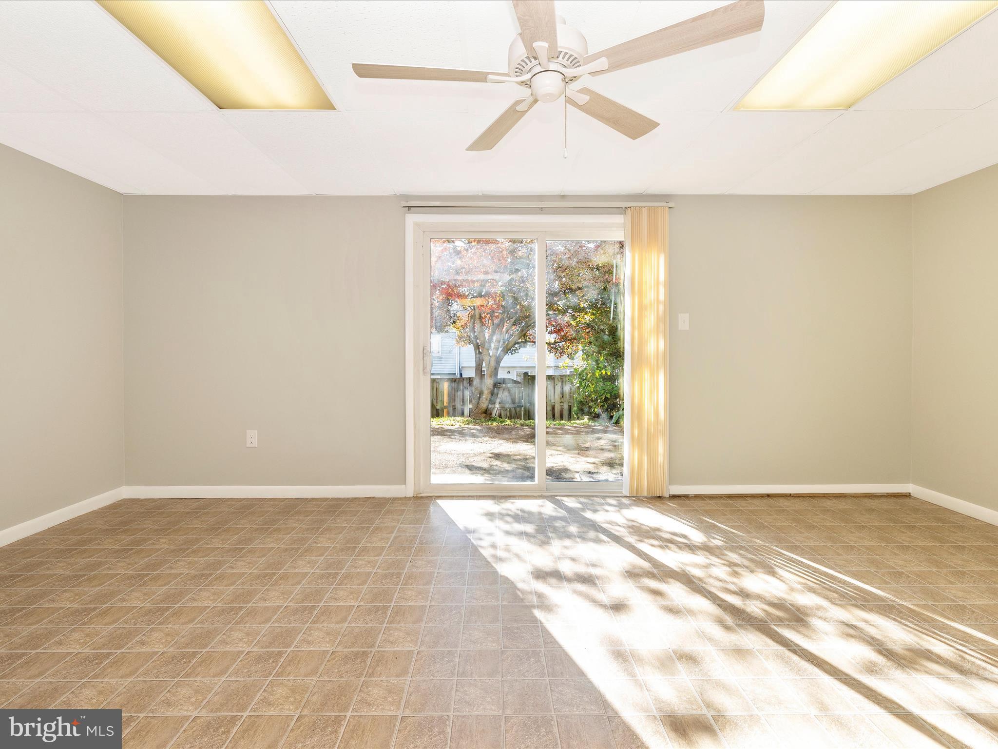 1728 Springfield LANE
