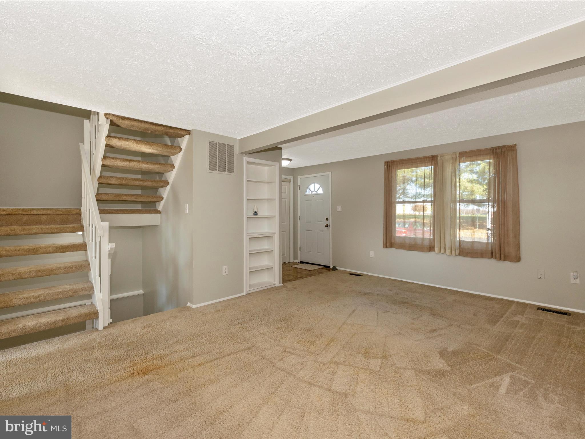 1728 Springfield LANE