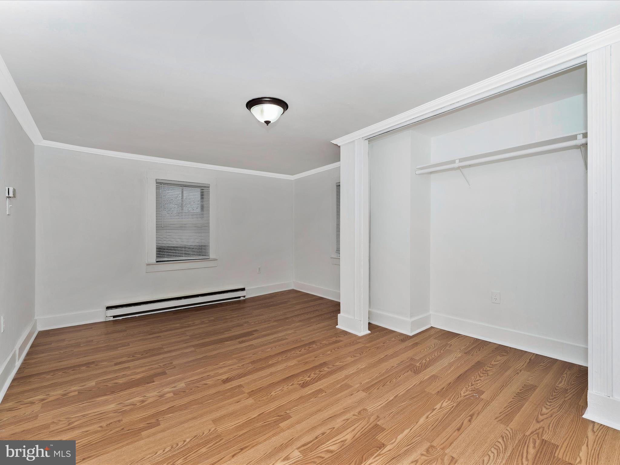 307 W Potomac STREET