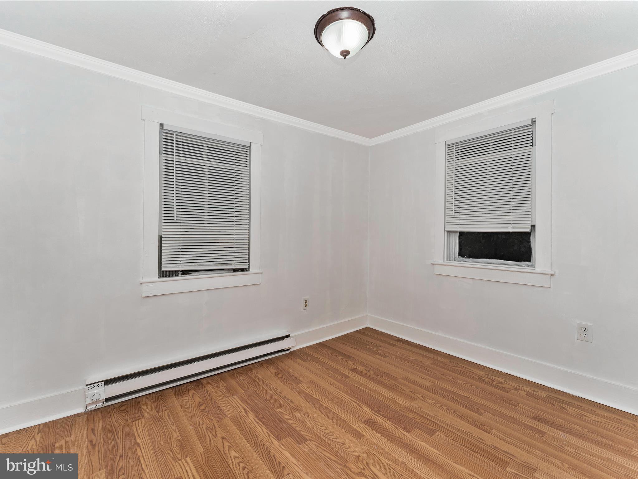 307 W Potomac STREET