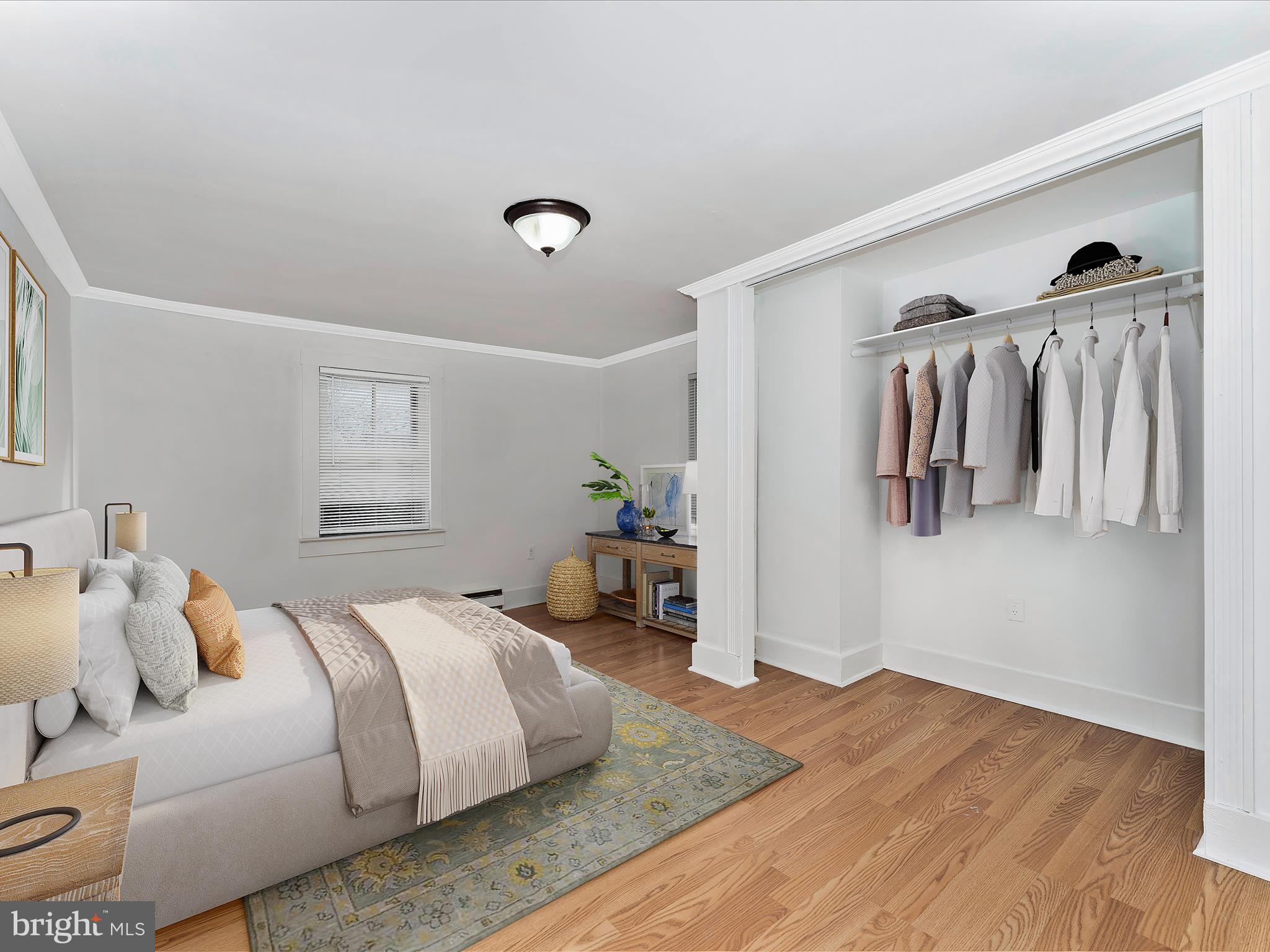 307 W Potomac STREET