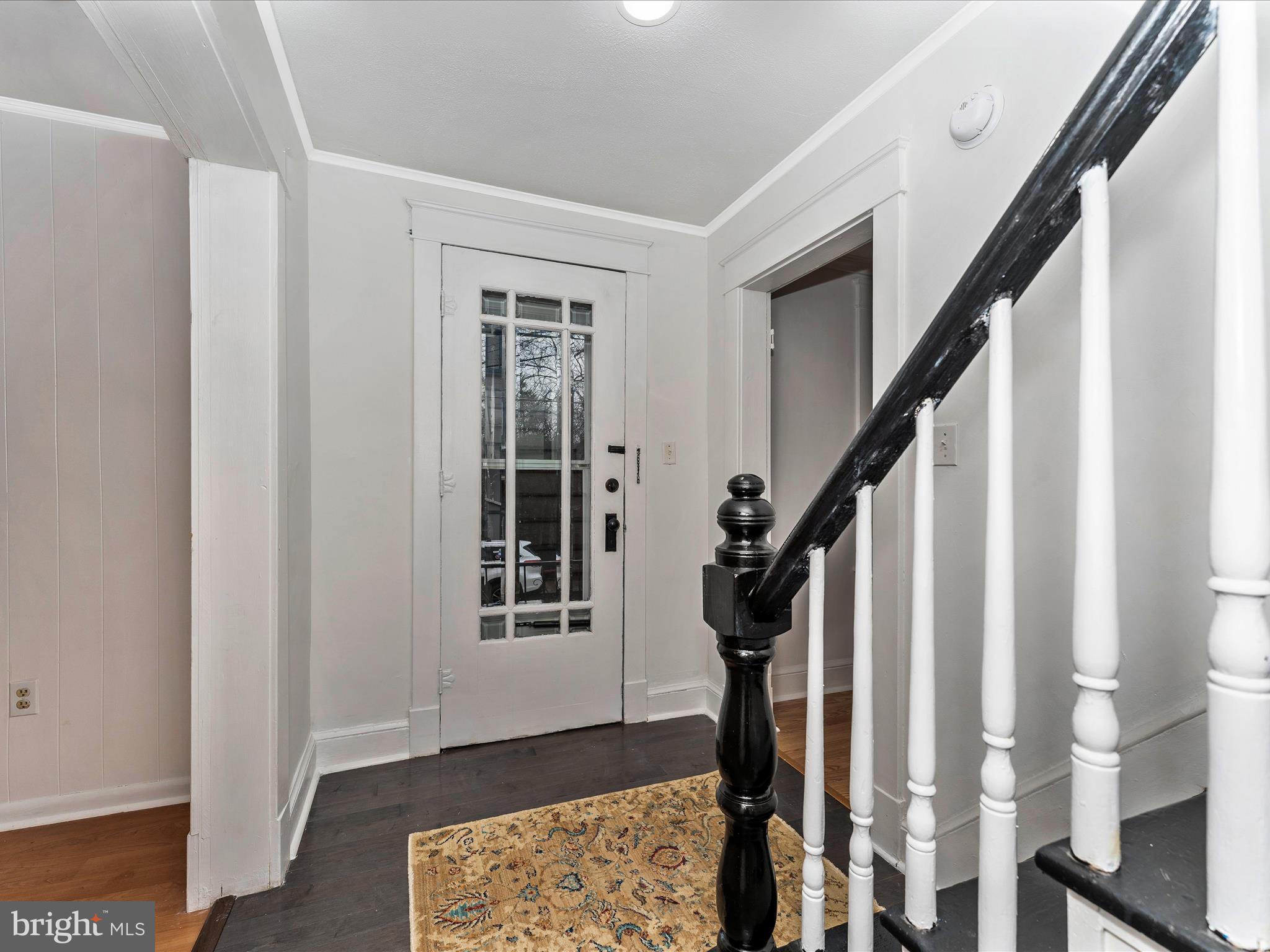 307 W Potomac STREET