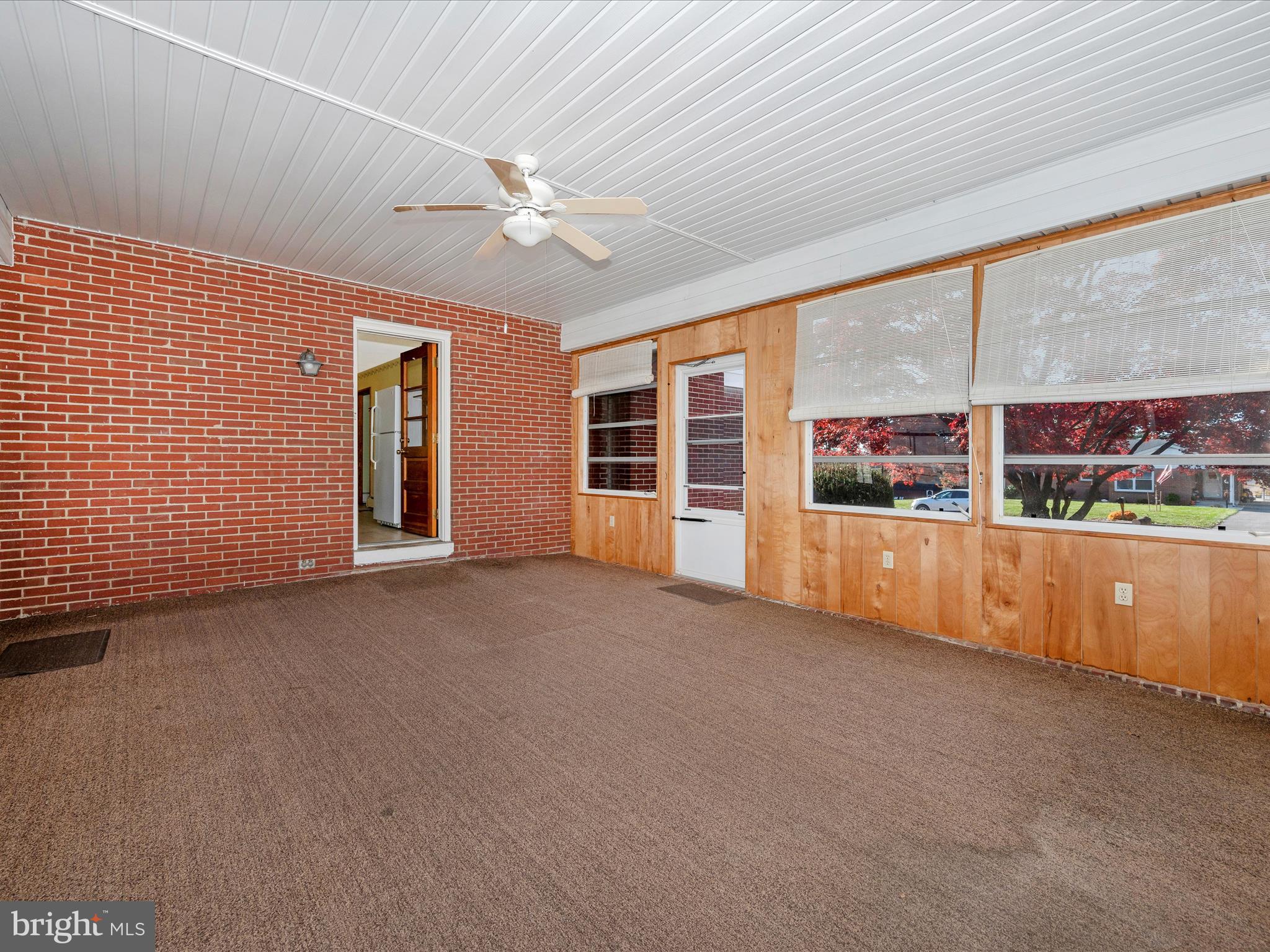 1 Locust BOULEVARD