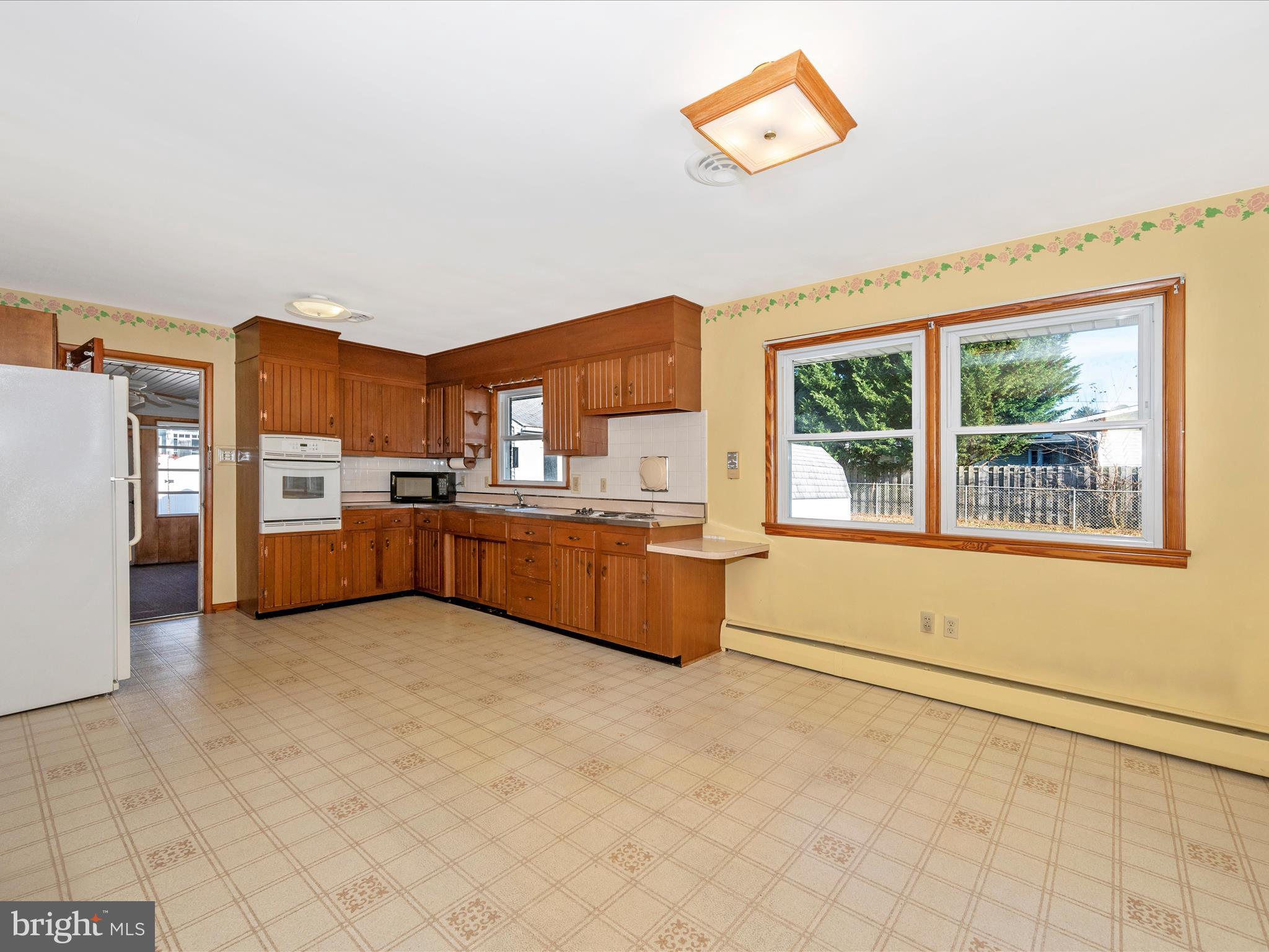1 Locust BOULEVARD