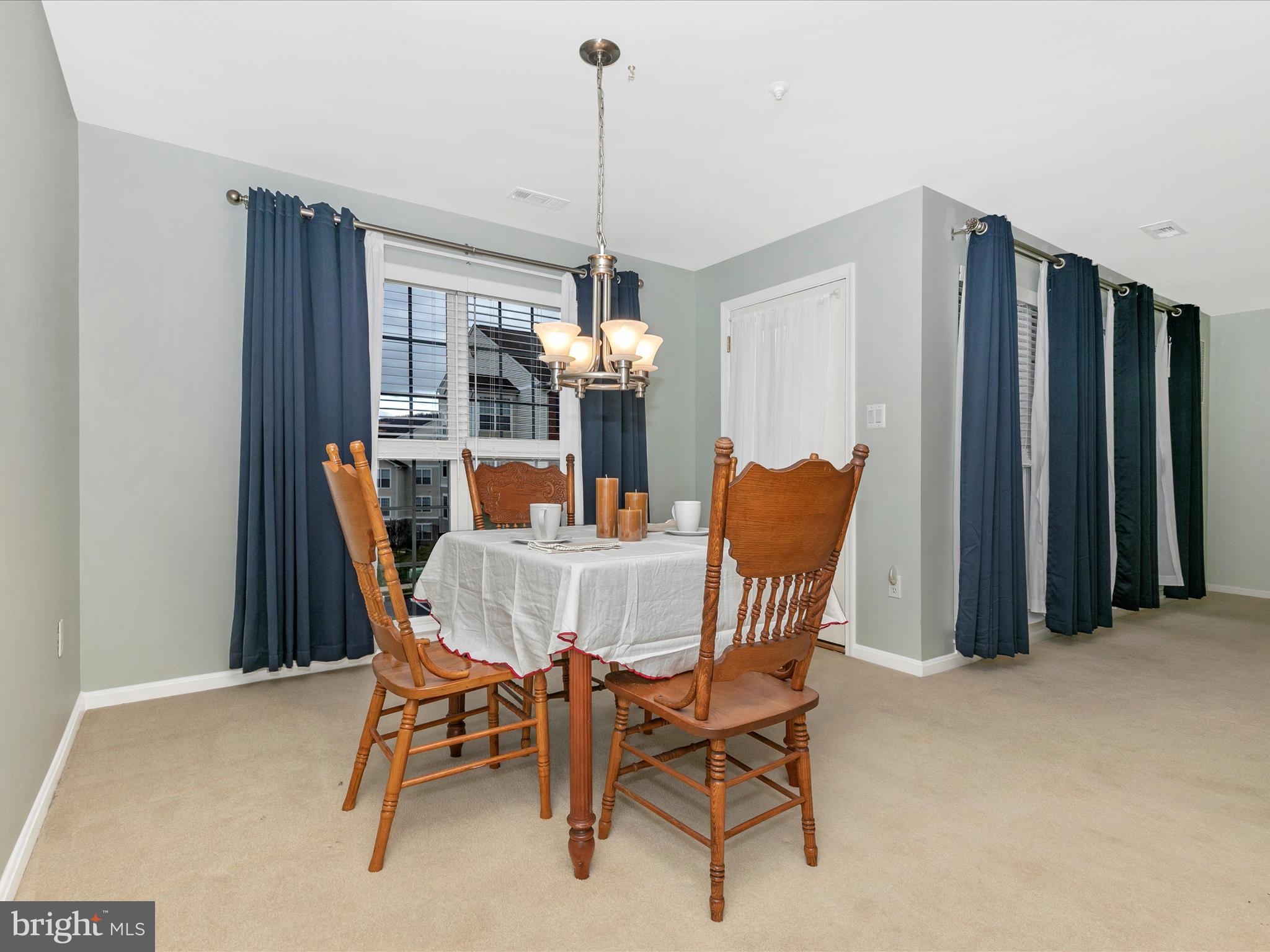 2502 Shelley CIRCLE Unit: 2 2D