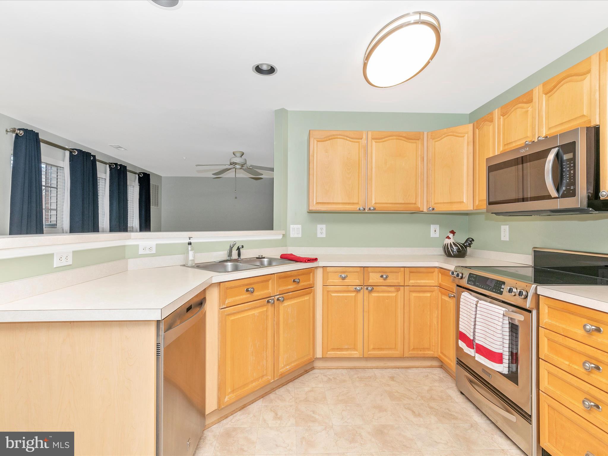 2502 Shelley CIRCLE Unit: 2 2D