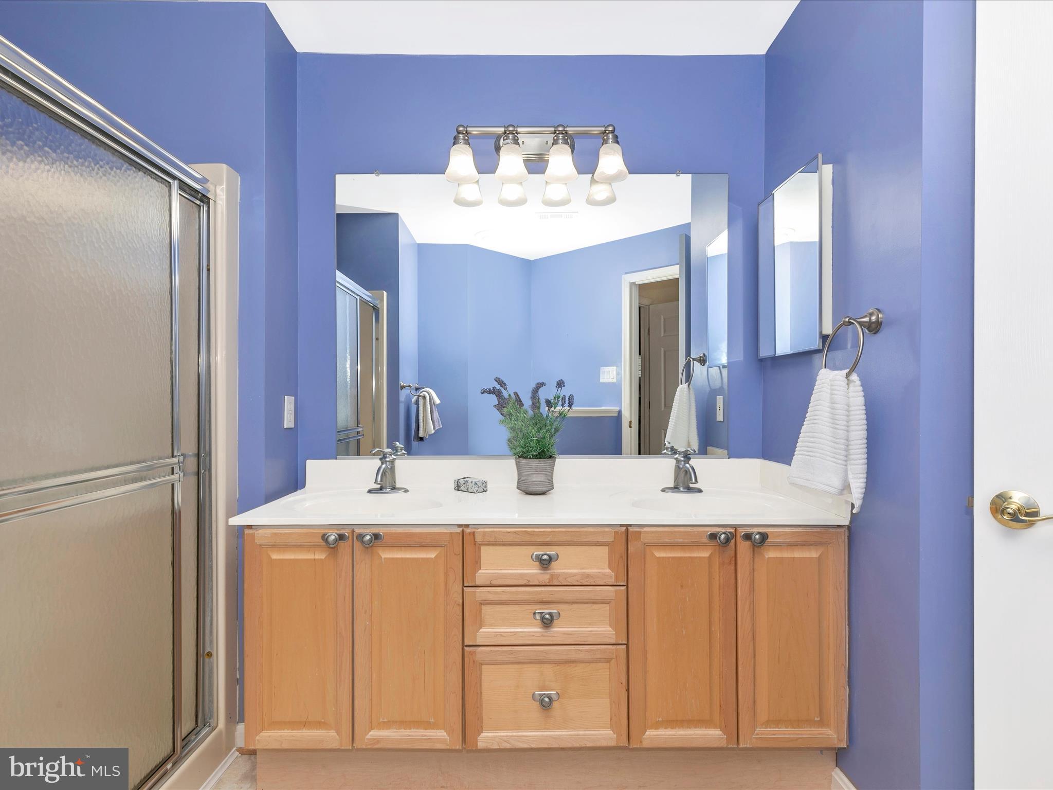 2502 Shelley CIRCLE Unit: 2 2D